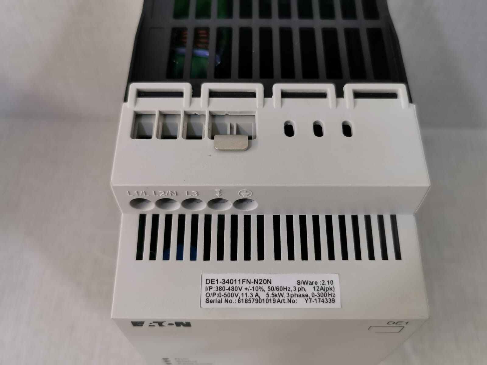 Eaton DE1-34011FN-N20N Eaton DE1-34011FN-N20N Variable Frquency Drive 6