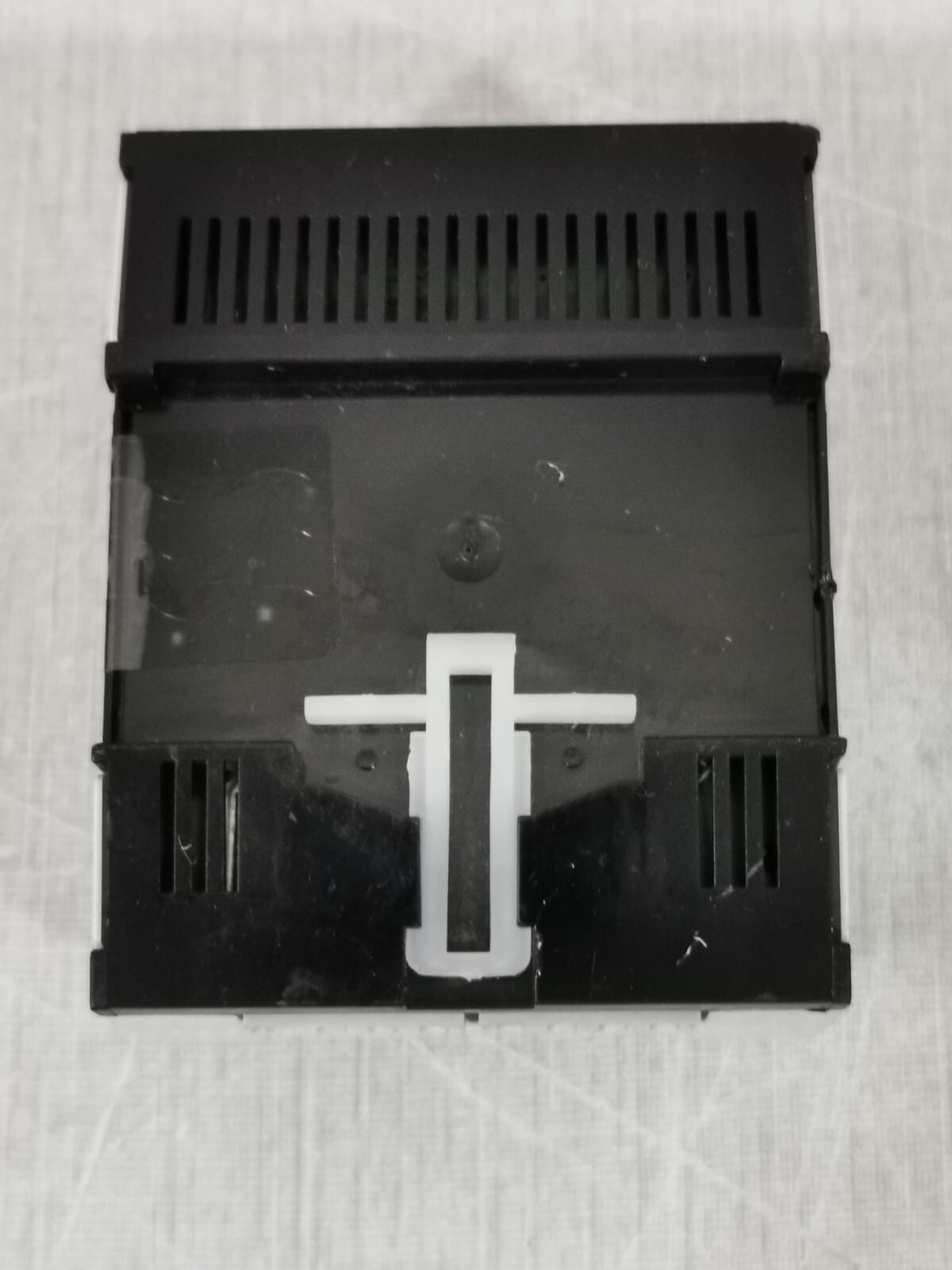 Schneider Electric MTN646808 Schneider Electric MTN646808 KNX REG-K/8x230/6 Switch Actuator 6
