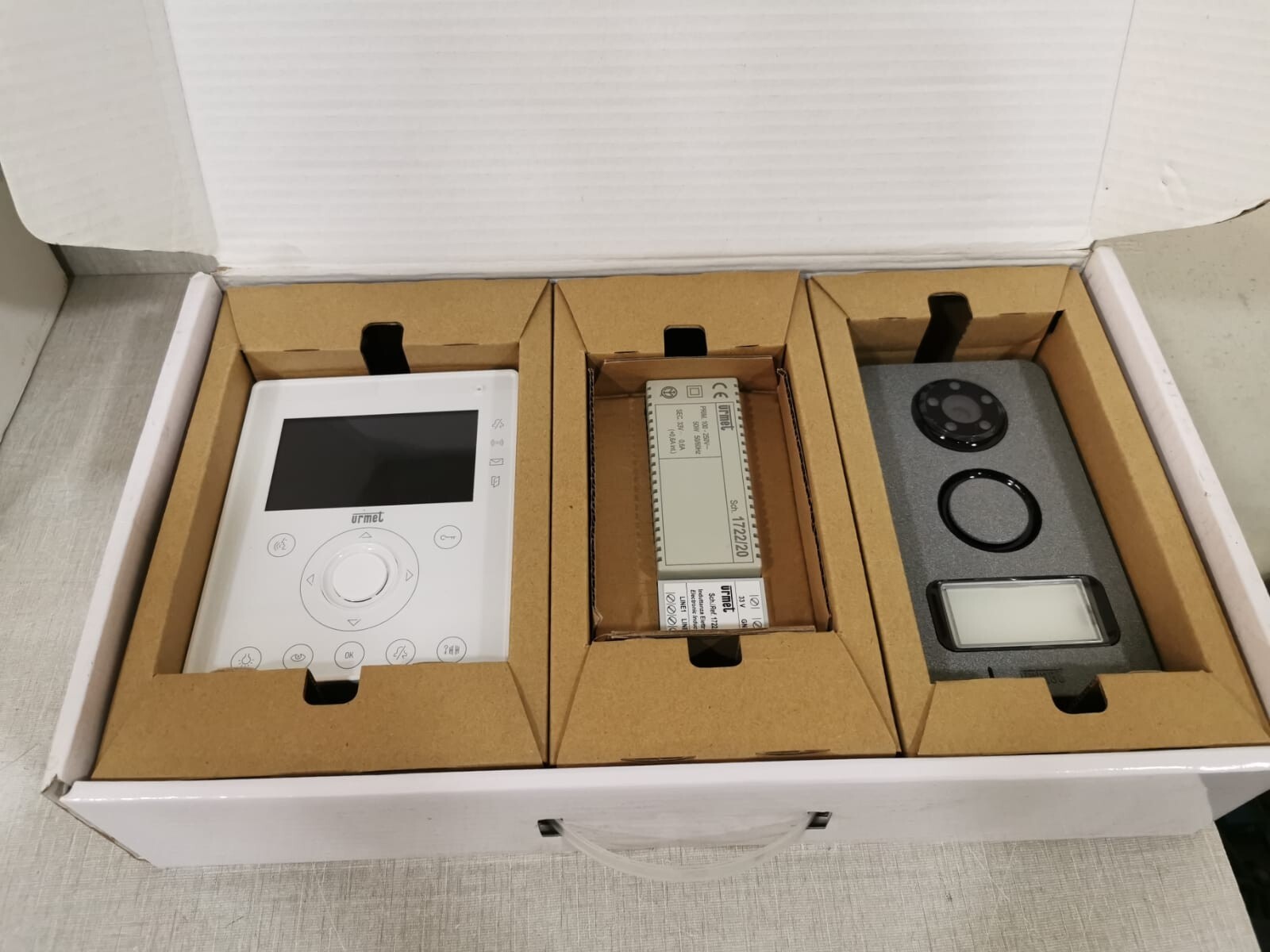 Urmet 1722/81-82 Urmet 1722/81-82 Two Wires One-Family Kit Video Door Phone System 5