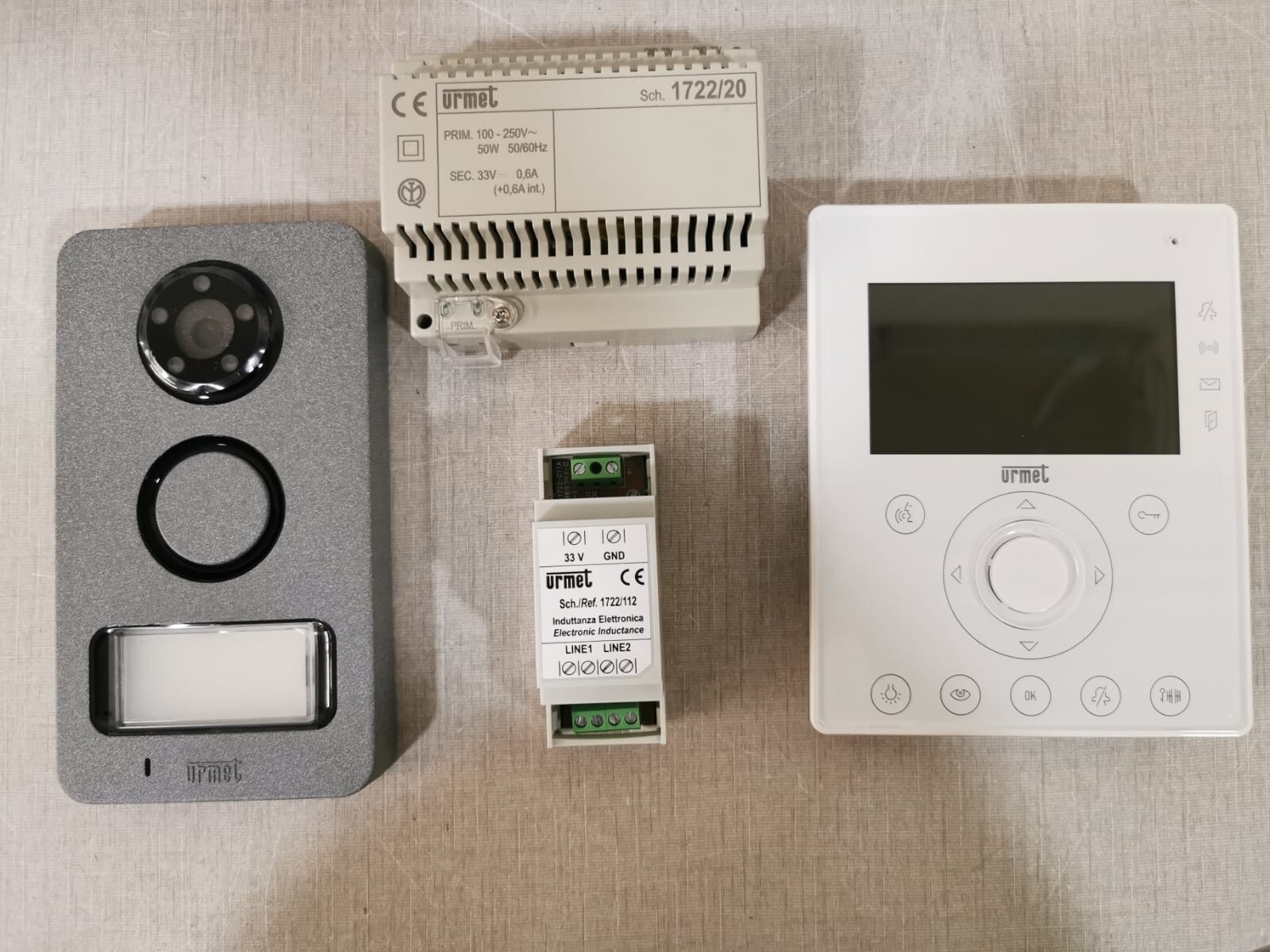 Urmet 1722/81-82 Urmet 1722/81-82 Two Wires One-Family Kit Video Door Phone System 7