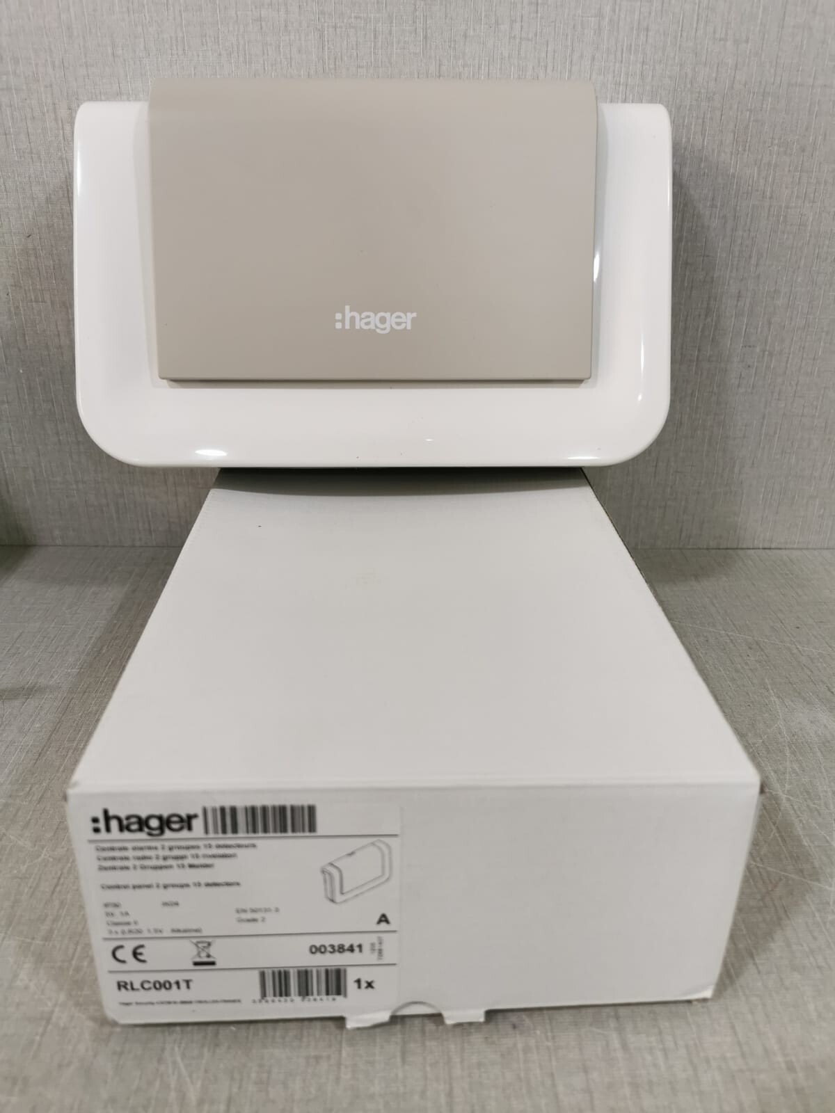 Hager RLC001T Hager RLC001T Kit Central Radio Hager Logisty Alma Series 3