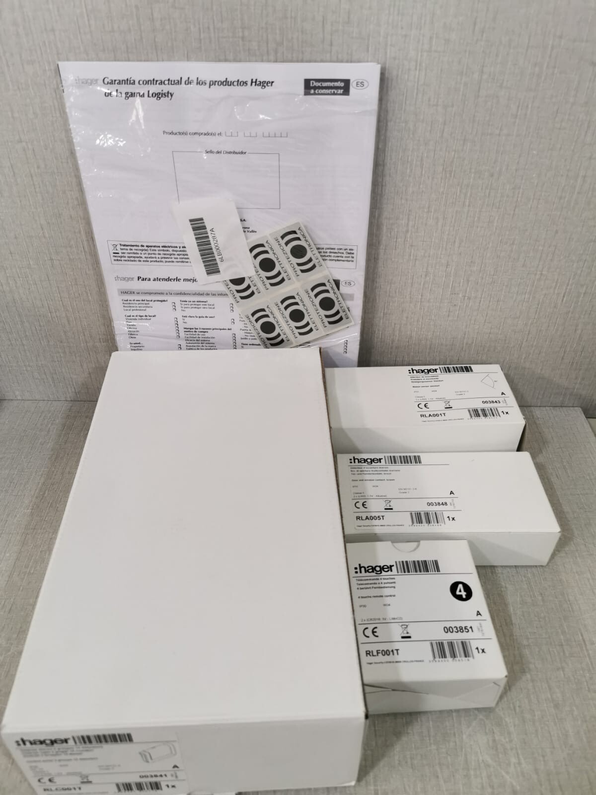 Hager RLC001T Hager RLC001T Kit Central Radio Hager Logisty Alma Series 9