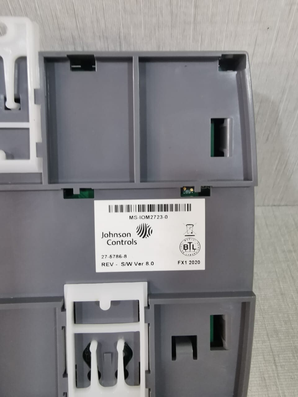 Johnson Controls MS-IOM2723-0 Johnson Controls Metasys MS-IOM2723-0 Input/output Module / IOM2723 4