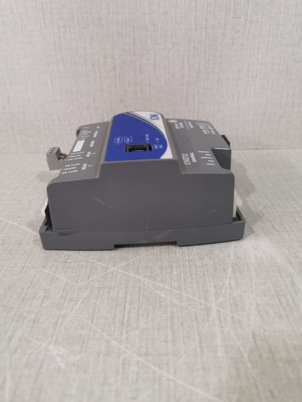 Johnson Controls IOM2711 Johnson Controls IOM2711 Input/Output Expansion Module Rev D Ver 5.1.3 8