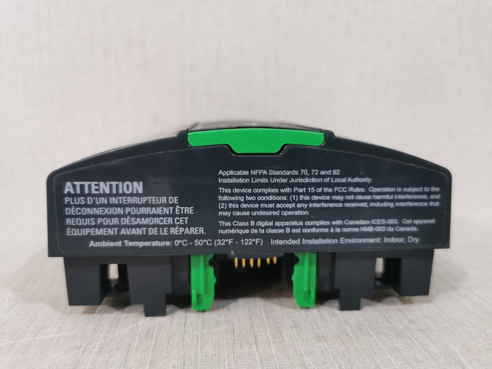 Schneider Electric SXWUI8D4X10001 Schneider Electric SmartX Controller UI-8/DO-FC-4 I/O Module P/n:SXWUI8D4X10001 5