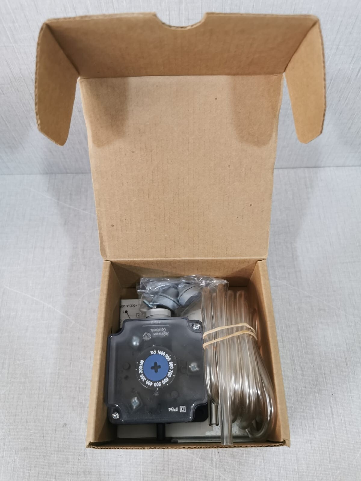 Johnson Controls P233A-10-PHC Johnson Controls P233A-10-PHC Differential Air Pressure Switch 3