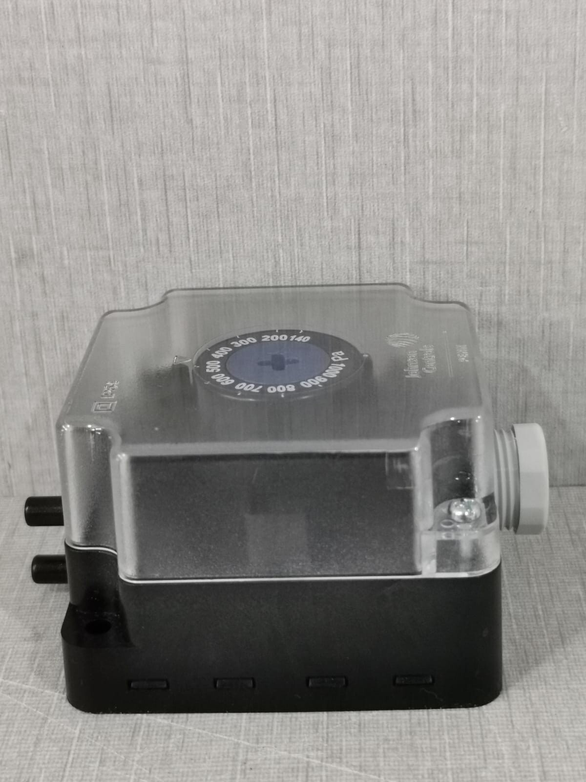 Johnson Controls P233A-10-PHC Johnson Controls P233A-10-PHC Differential Air Pressure Switch 8