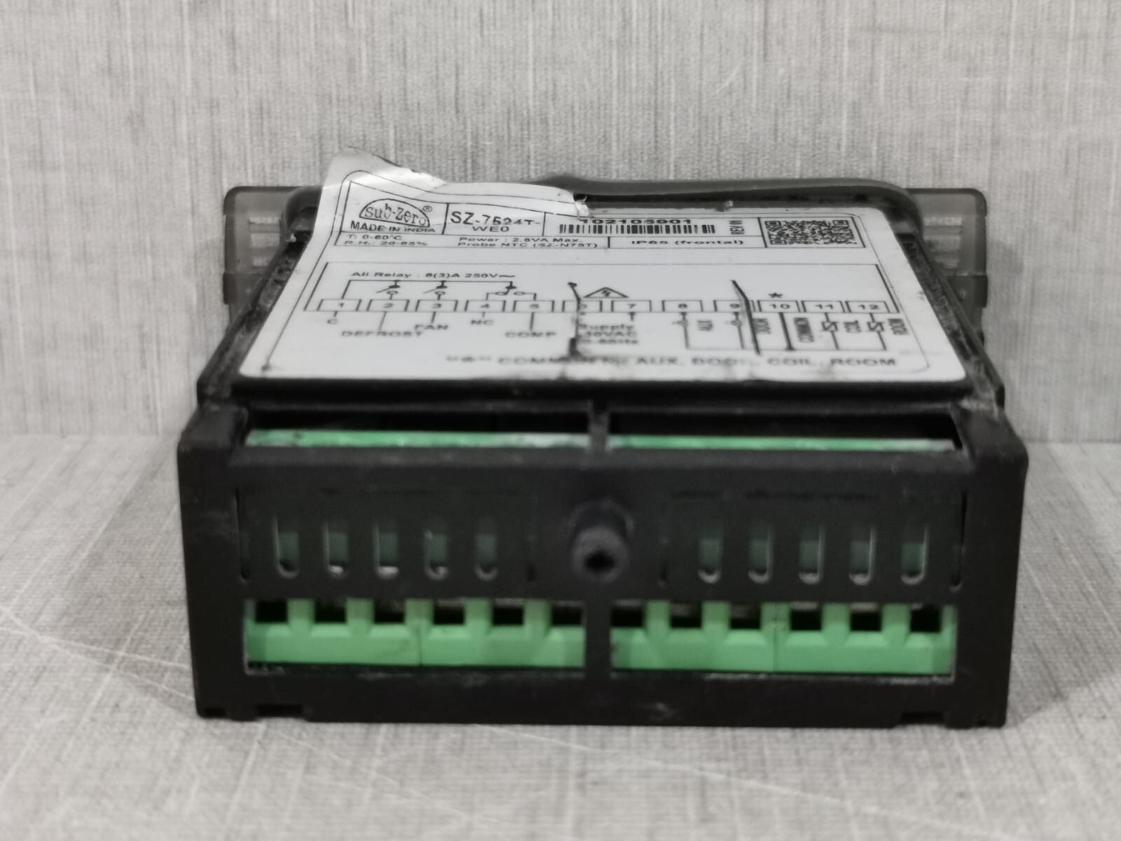Unbranded SZ-7524T-WE0 SZ-7524T-WE0 DIGITAL CONTROLLER REV 01 250V- WITHOUT ACCESSSORIES 5