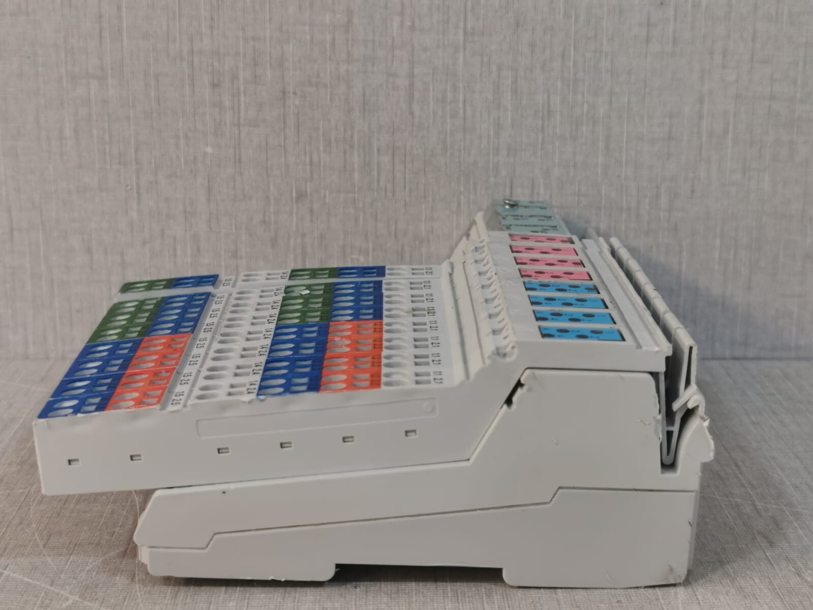 Rexroth R-ILB PB 24 DI16 DO16 Rexroth Profibus R-ILB PB 24 DI16 DO16 / R911307402-101 6