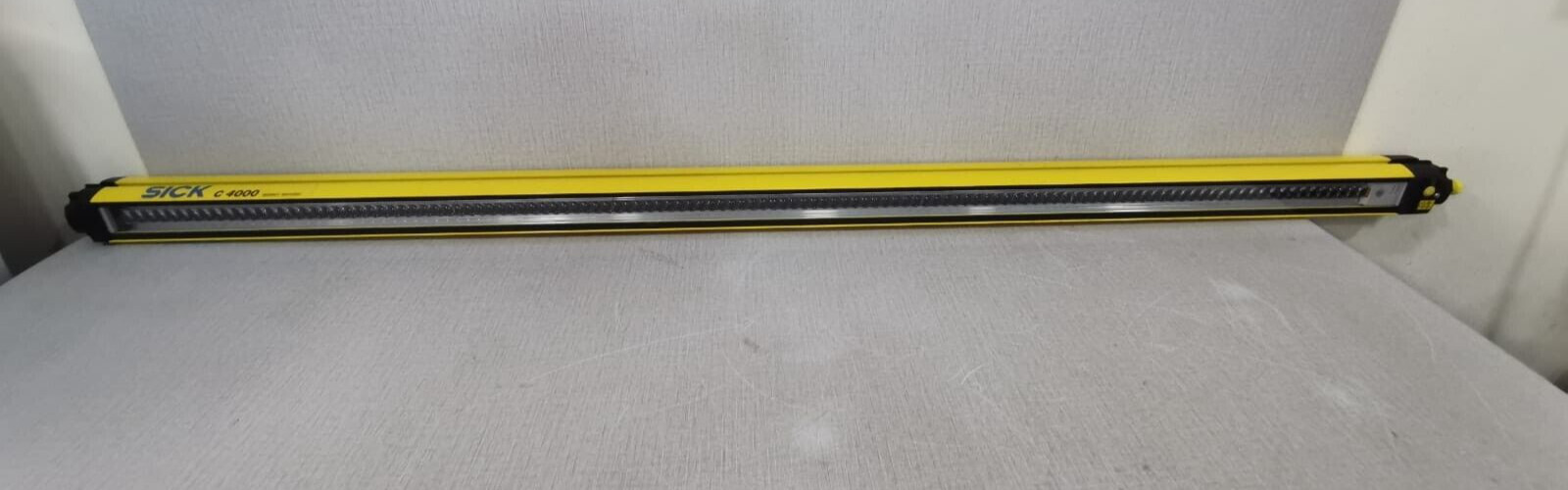 SICK C4000 SELECT SENDER LIGHT CURTAIN XC40S-1203A0A00BA0 F/W VER.V01.10