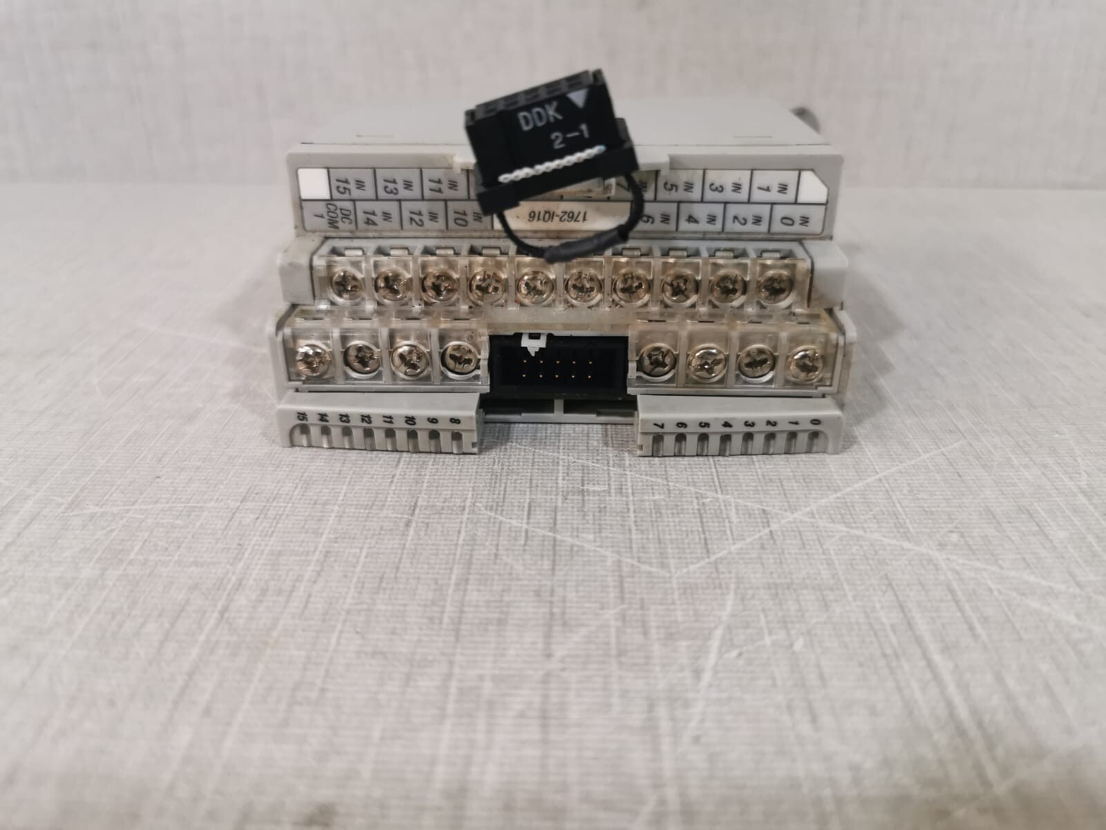 Rockwell Automation 1762-IQ16 Allen Bradley 1762-IQ16 MicroLogix Input Module SER A REV B 5