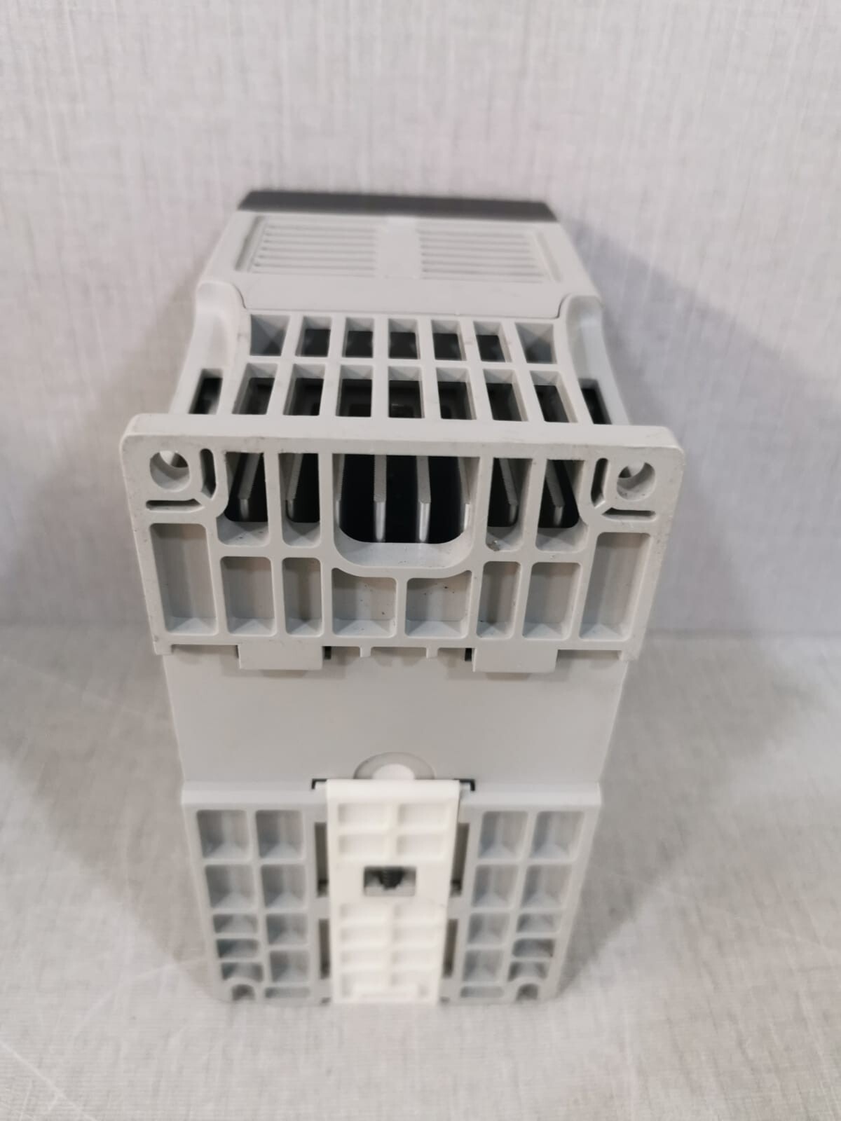 Rockwell Automation 22A-D1P4N104 Allen Bradley 22A-D1P4N104 POWERFLEX 4 Ser A Drive 7