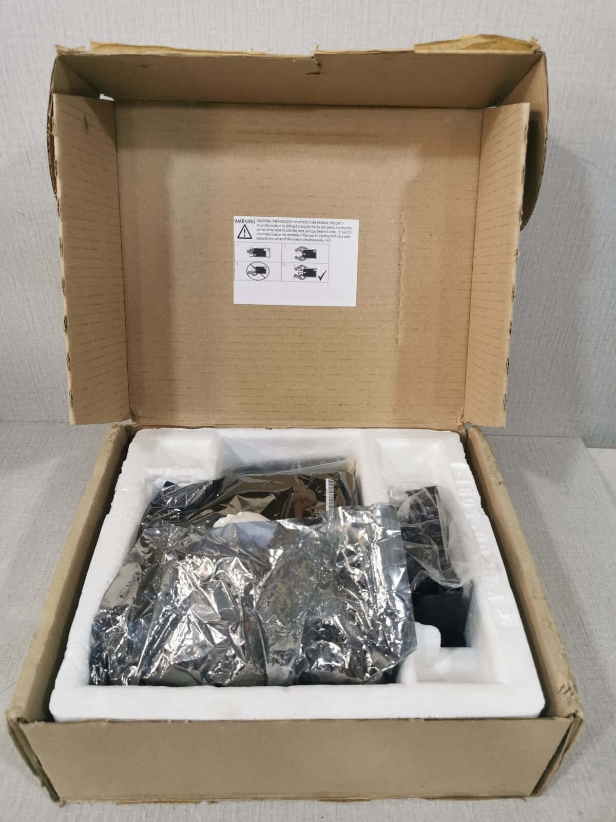 GE UR6BH GE Multilin UR6BH Digital I/O Card 3