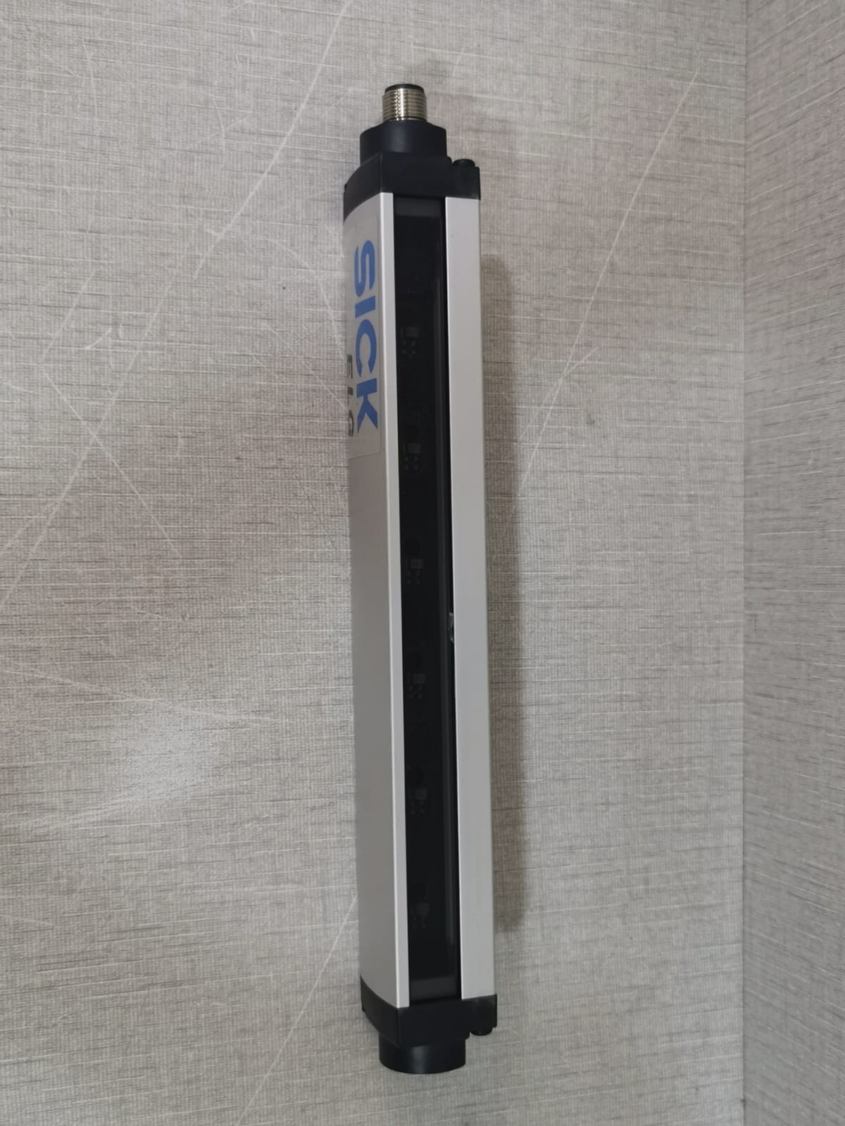 SICK ELGS3-0150D513 SICK ELGS3-0150D513 Beam Sensor 8
