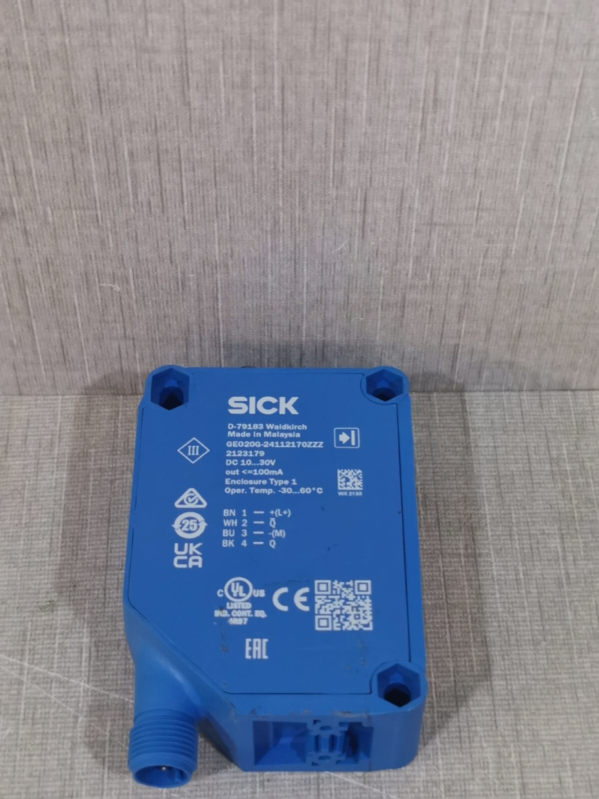 GE DC-10 SICK DE-79183 GE020G-24112170ZZZ DC 10...30 V 3