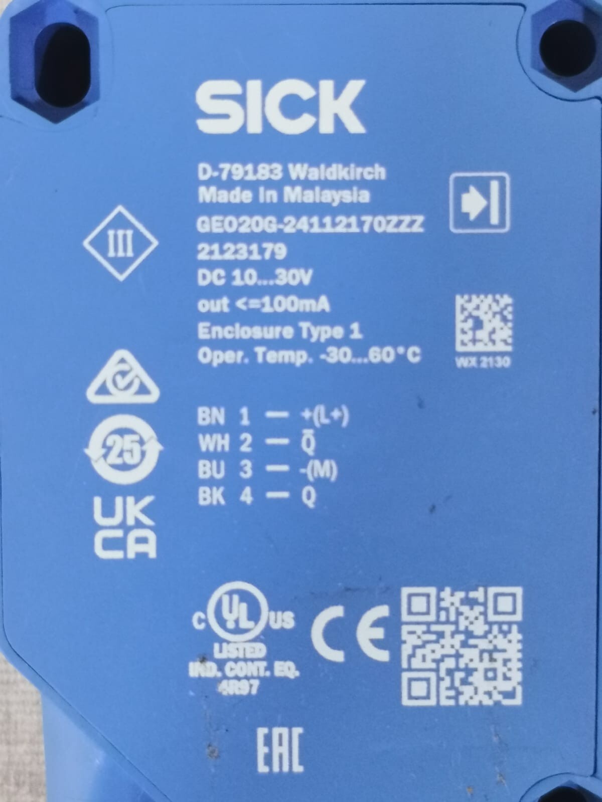 GE DC-10 SICK DE-79183 GE020G-24112170ZZZ DC 10...30 V 4