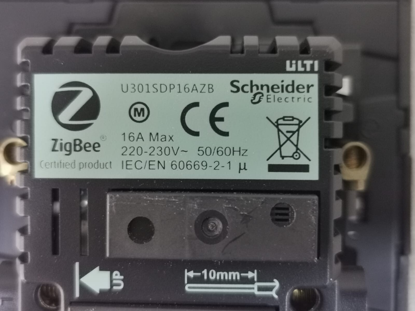 Schneider Electric U301SDP16AZB Schneider Electric ULTI ZigBee U301SDP16AZB 1 Gang 16A Double Pole Switch 10