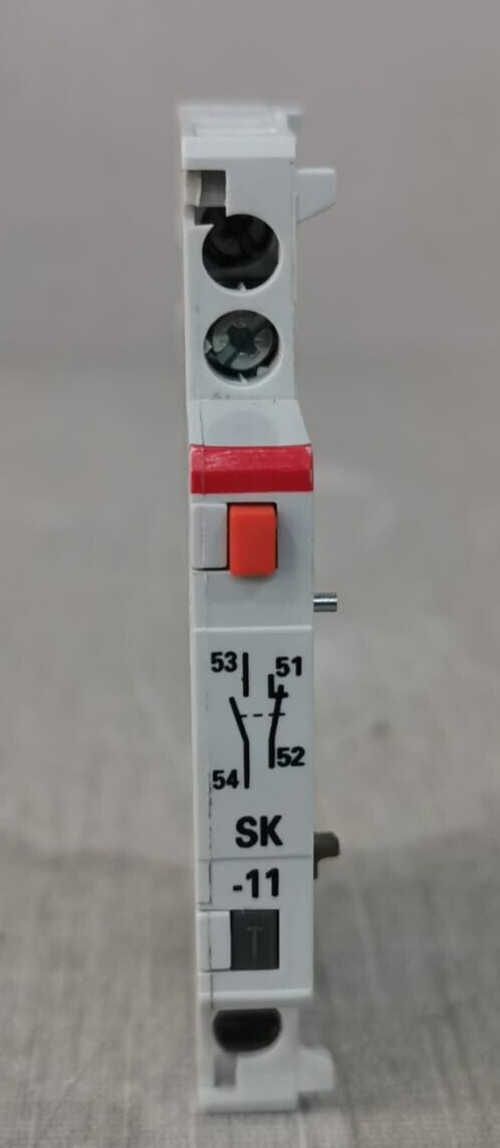 ABB SK-11 ABB 1SAM101904R0003 SK-11 Signal Contact 2