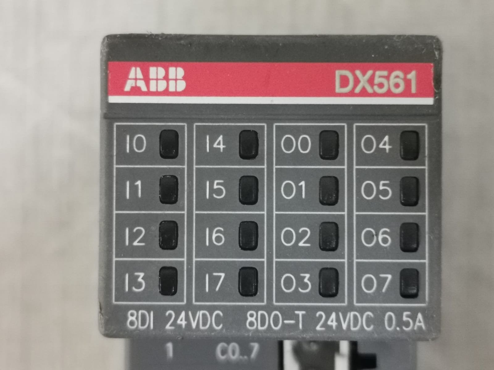 ABB DX561 ABB DX561 A1/ 1TNE968902R2301 Digital Input/Output Module 2