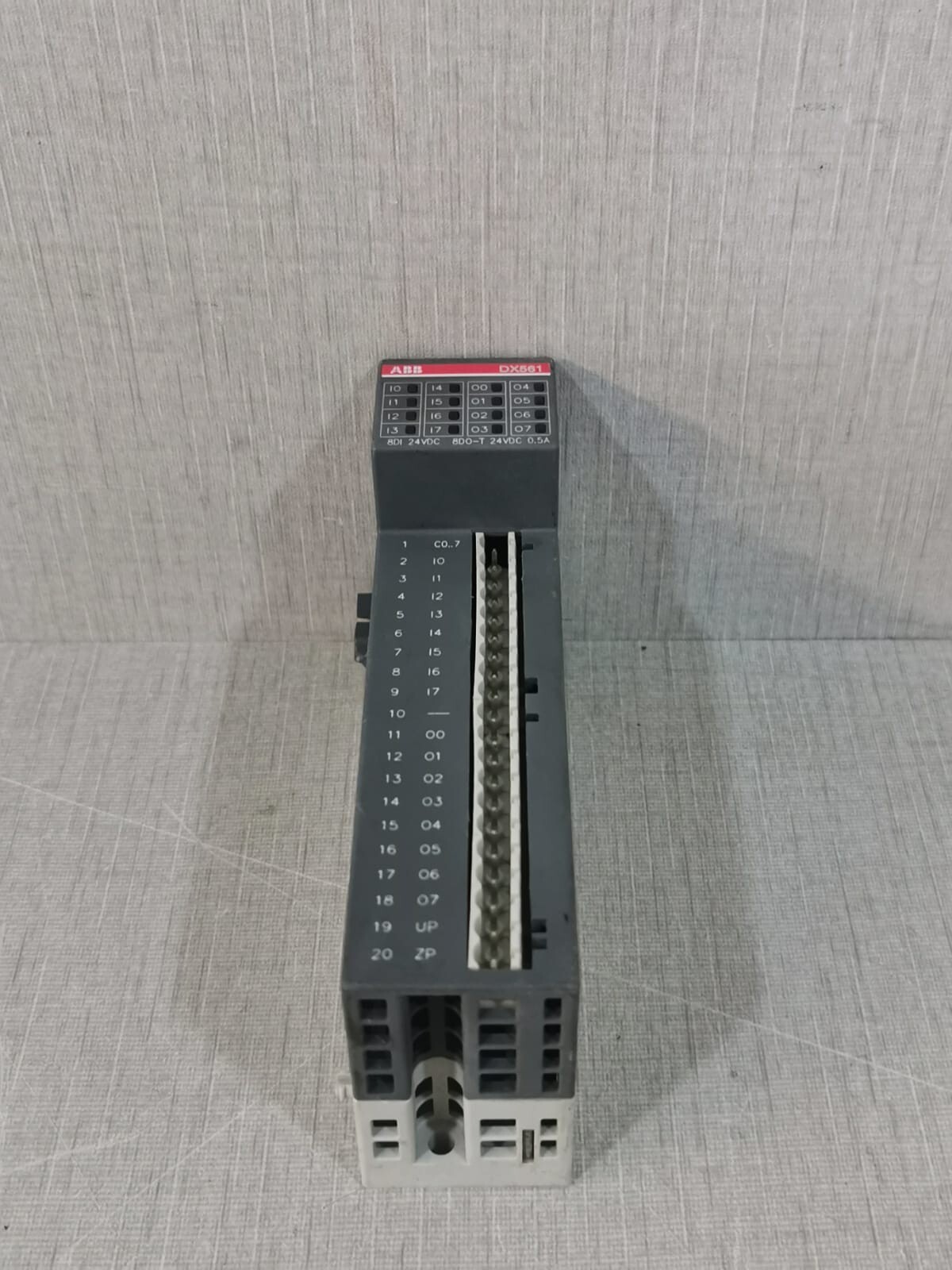 ABB DX561 ABB DX561 A1/ 1TNE968902R2301 Digital Input/Output Module 6