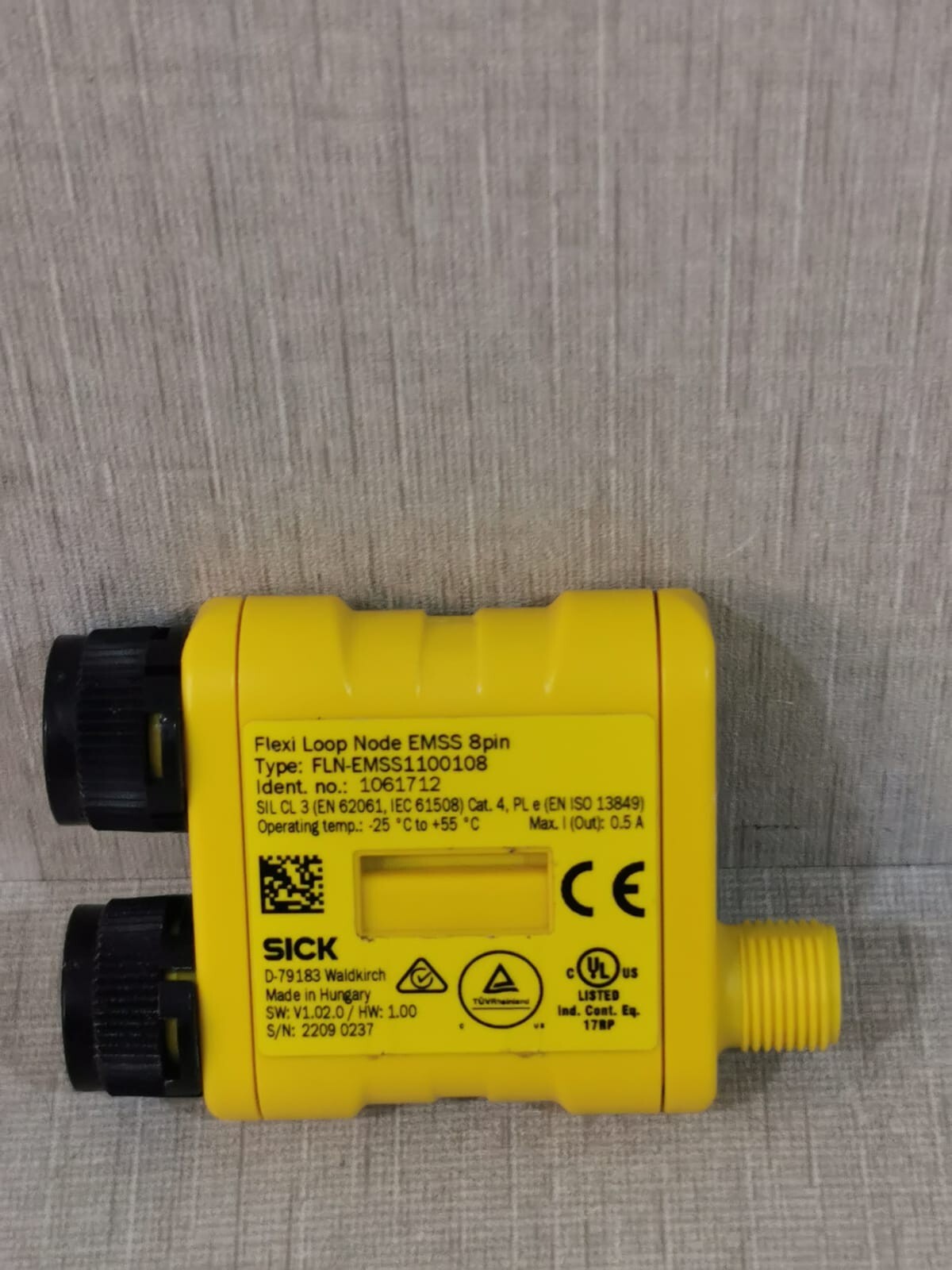 SICK EMSS1100108 SICK Flexi Loop Node EMSS 8pin FLN-EMSS1100108 Ident.No. 1061712 6