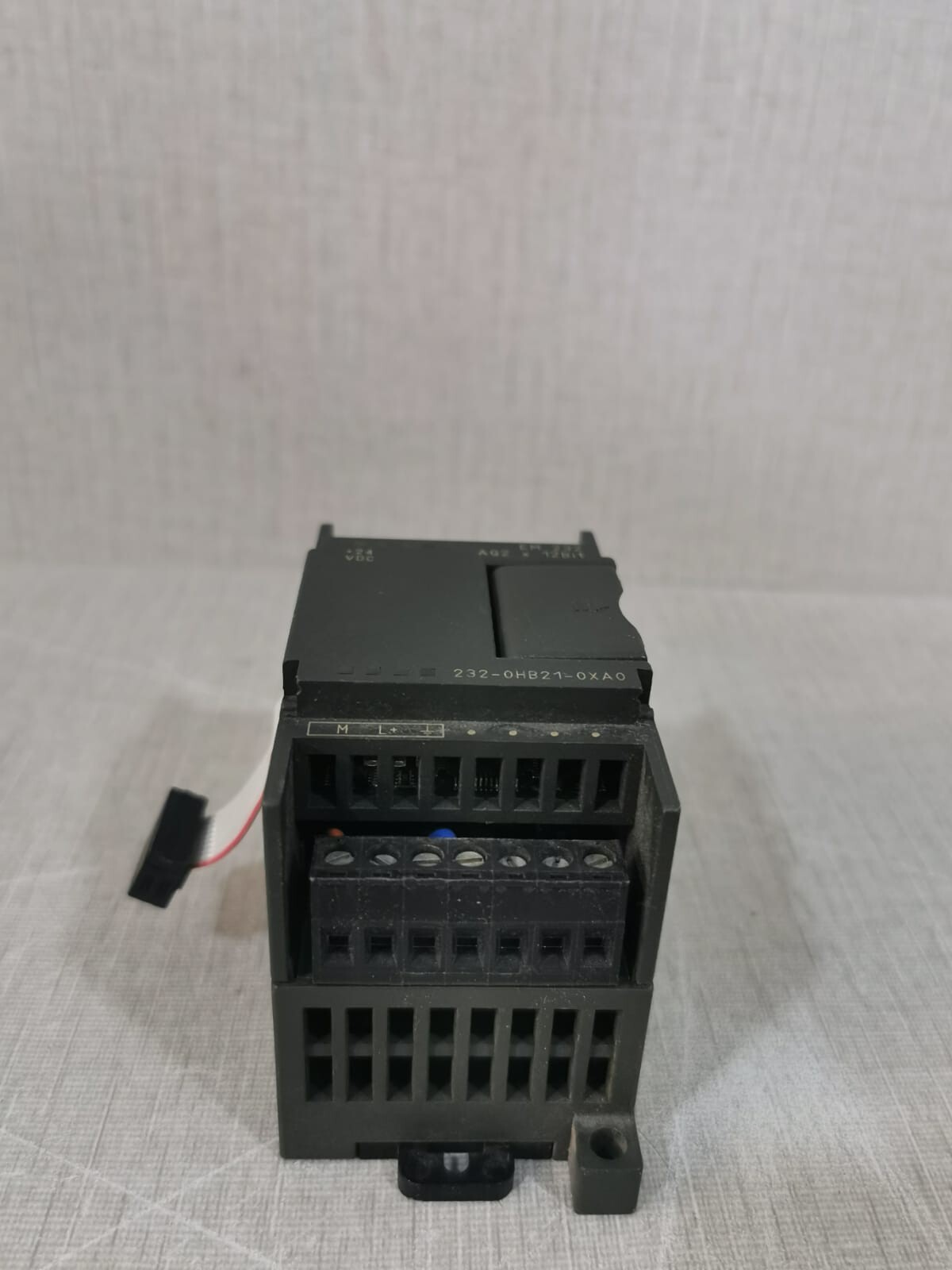 Siemens 6ES7232-0HB21-0XA0 Siemens Simatic S7-200 EM 232 6ES7232-0HB21-0XA0 Analog Output Module 6
