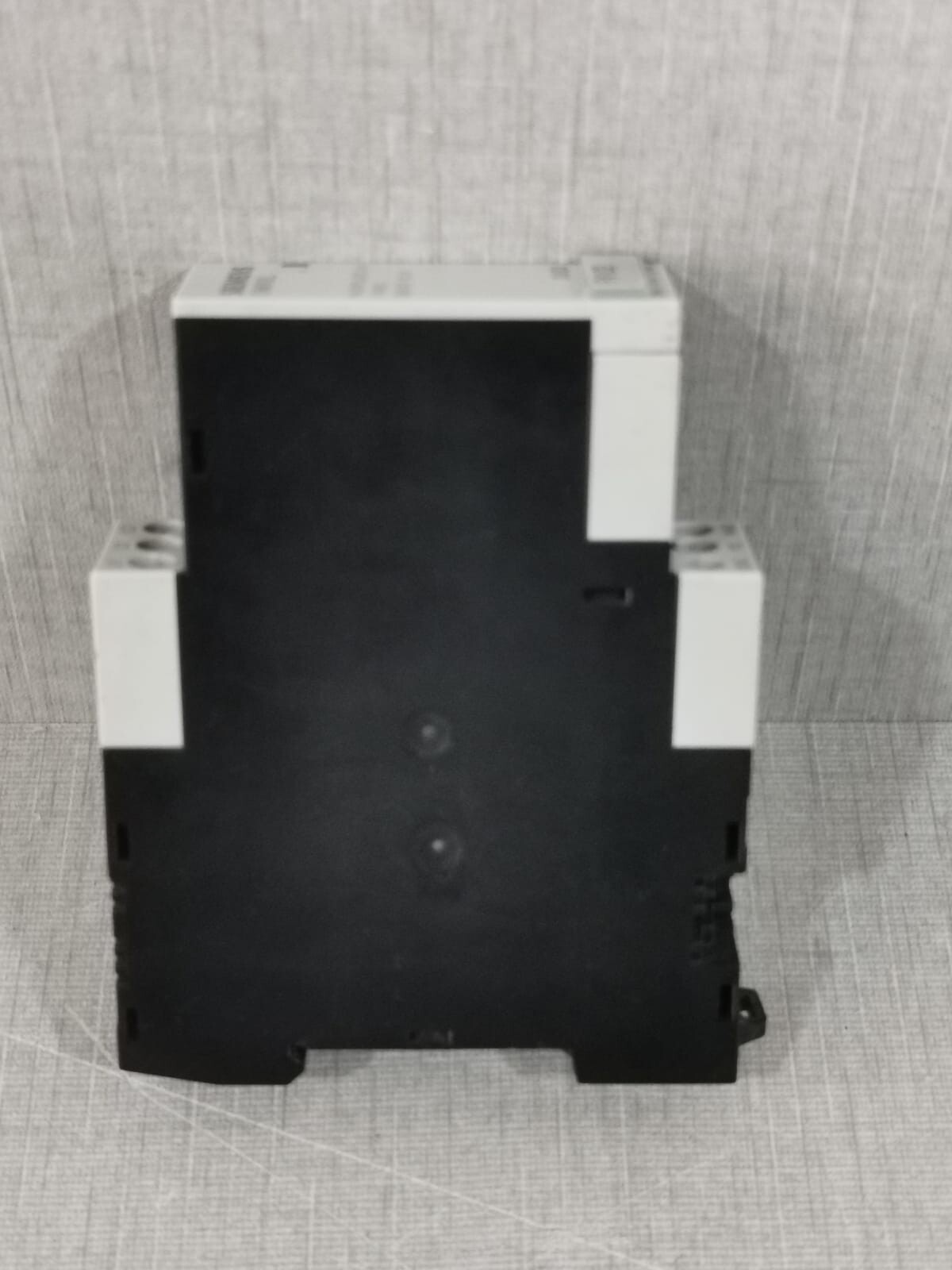 Siemens 3UG3511-1BQ50 Siemens 3UG3511-1BQ50 3-Phase Sequence Relay 7