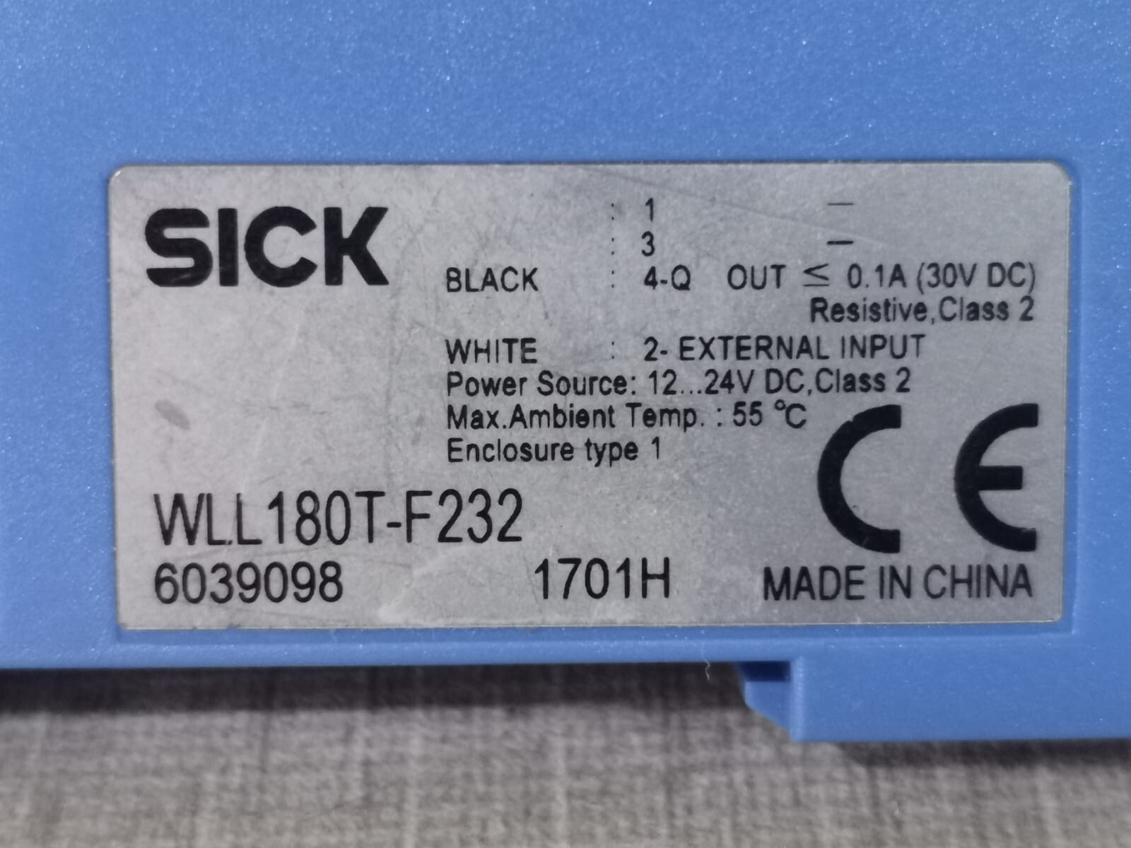 SICK WLL180T-F232 SICK WLL180T-F232 Fiber-optic Sensors 6039098 2