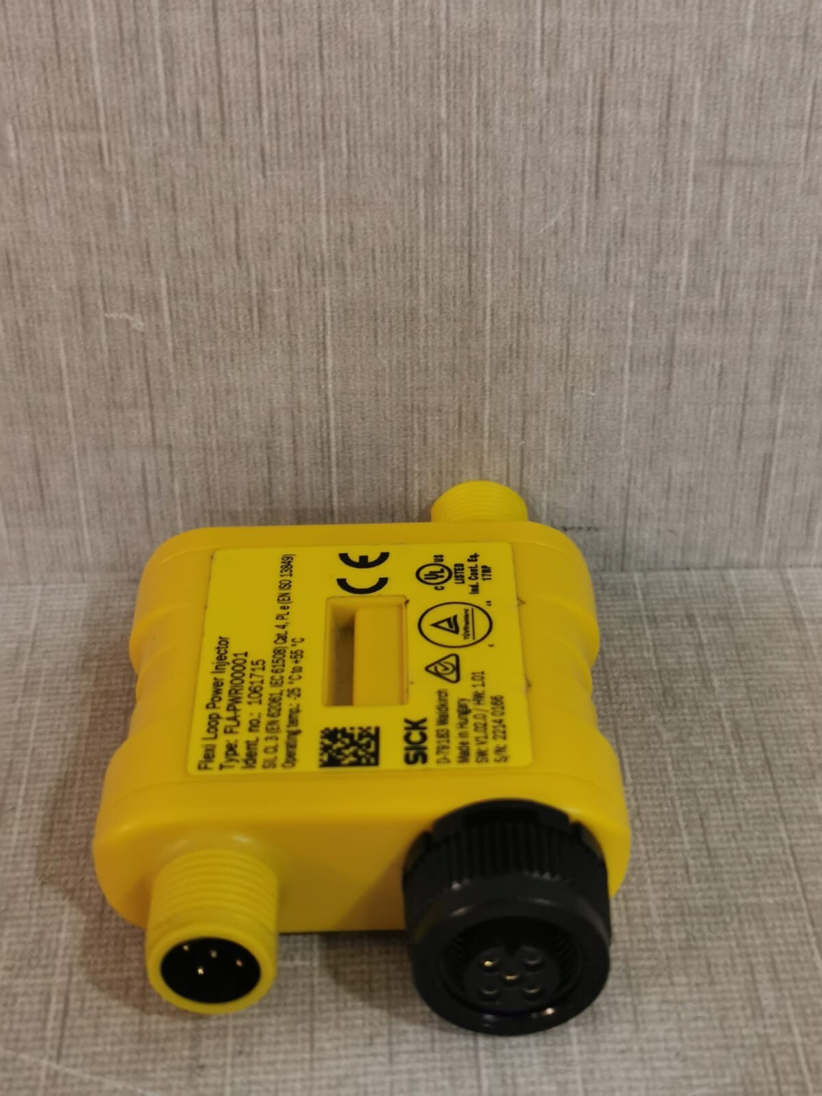 SICK PWRI00001 SICK Flexi Loop Power Injector FLA-PWRI00001 Ident.No. 1061715 2