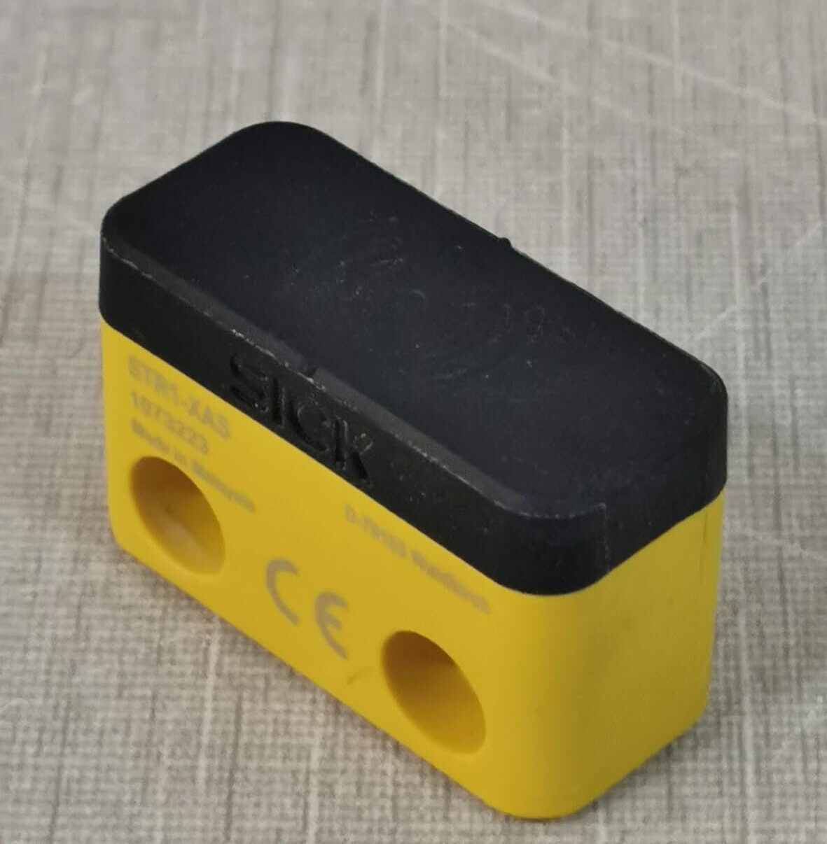 SICK STR1-XAS SICK STR1-XAS Safety Switch 1073223 4