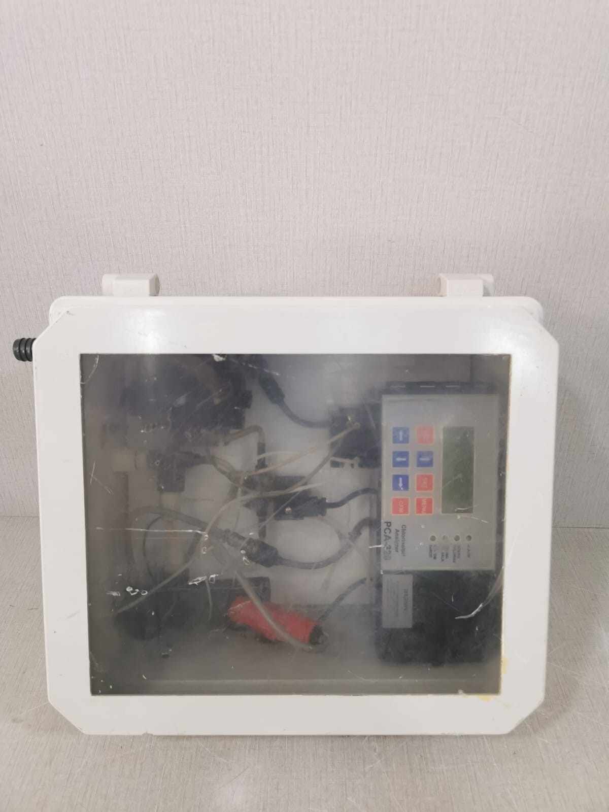 HANNA PCA-320 HANNA INSTRUMENTS PCA320 CHLORINE/pH ANALYZER PCA-320 230VAC 2