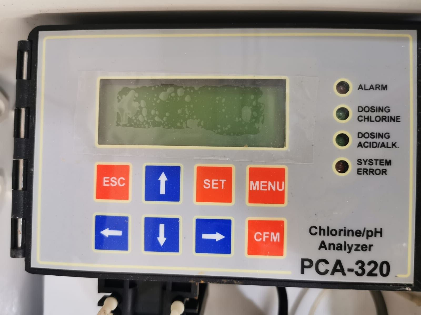 HANNA PCA-320 HANNA INSTRUMENTS PCA320 CHLORINE/pH ANALYZER PCA-320 230VAC 6