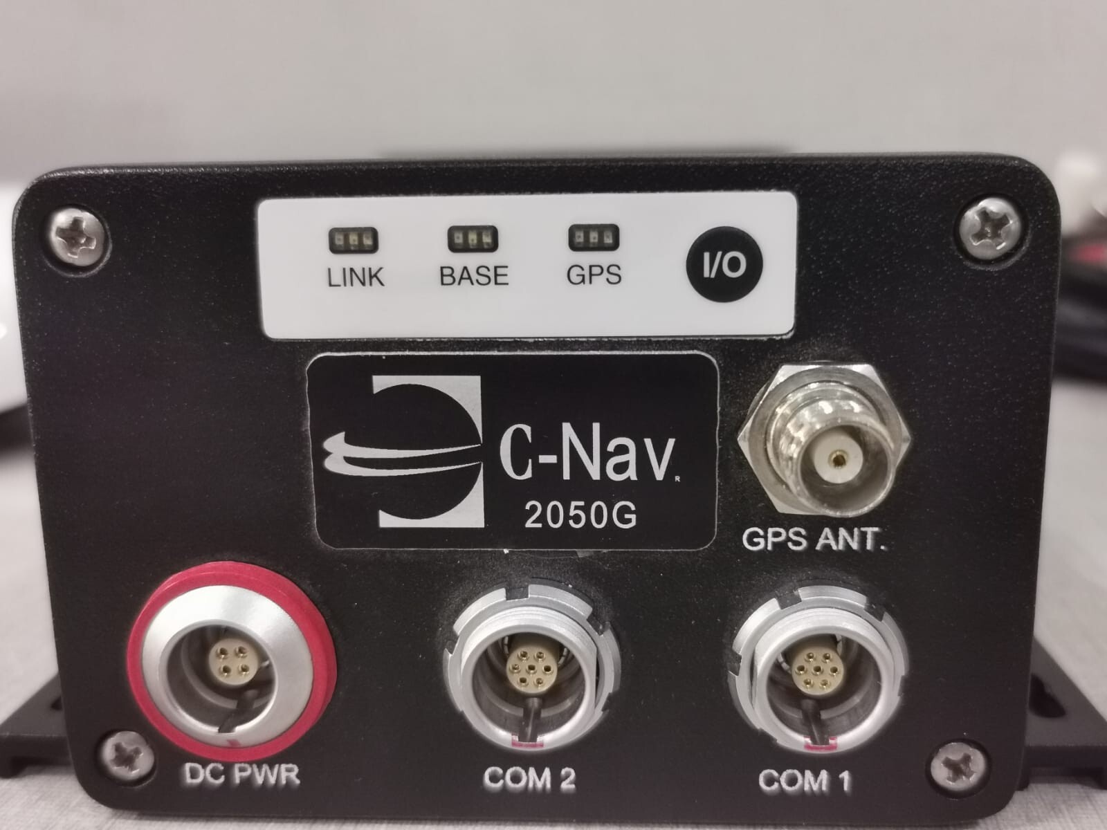 UNKNOWN SF-2050G NavCom SF-2050G GPS Receiver Base and Satellite P/n 92-310059-3001 3