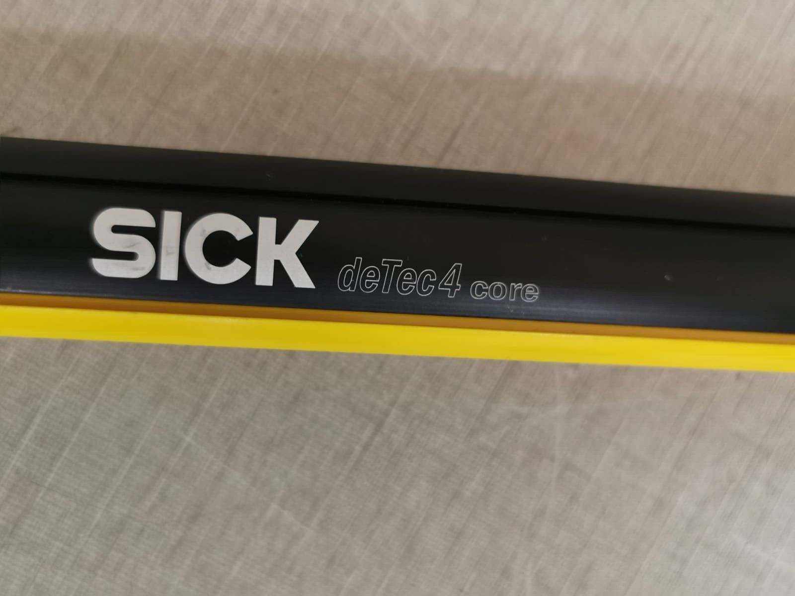 SICK SA04510A10000 SICK deTec4 Core C4C-SA04510A10000 Safety Light Curtains 1211469 DC 24V 2
