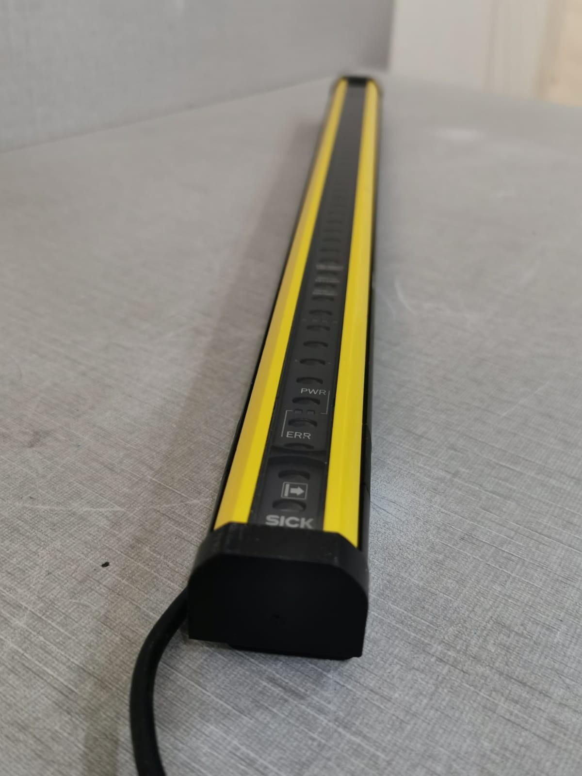 SICK SA04510A10000 SICK deTec4 Core C4C-SA04510A10000 Safety Light Curtains 1211469 DC 24V 3