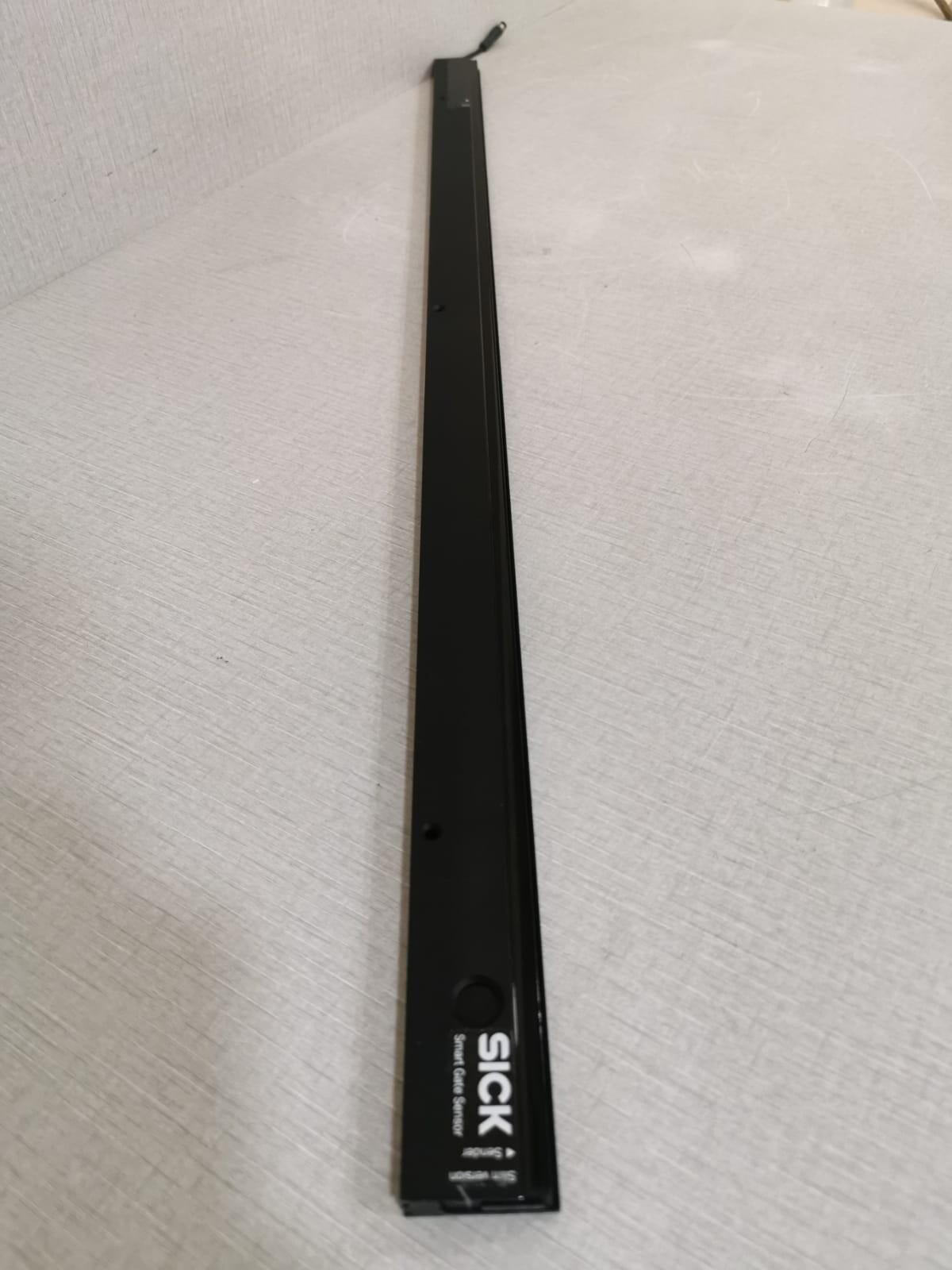 SICK S072XXPS2XXX SICK SGT8-S072XXPS2XXX SLIM VERSION SENDER SMART GATE SENSOR 5