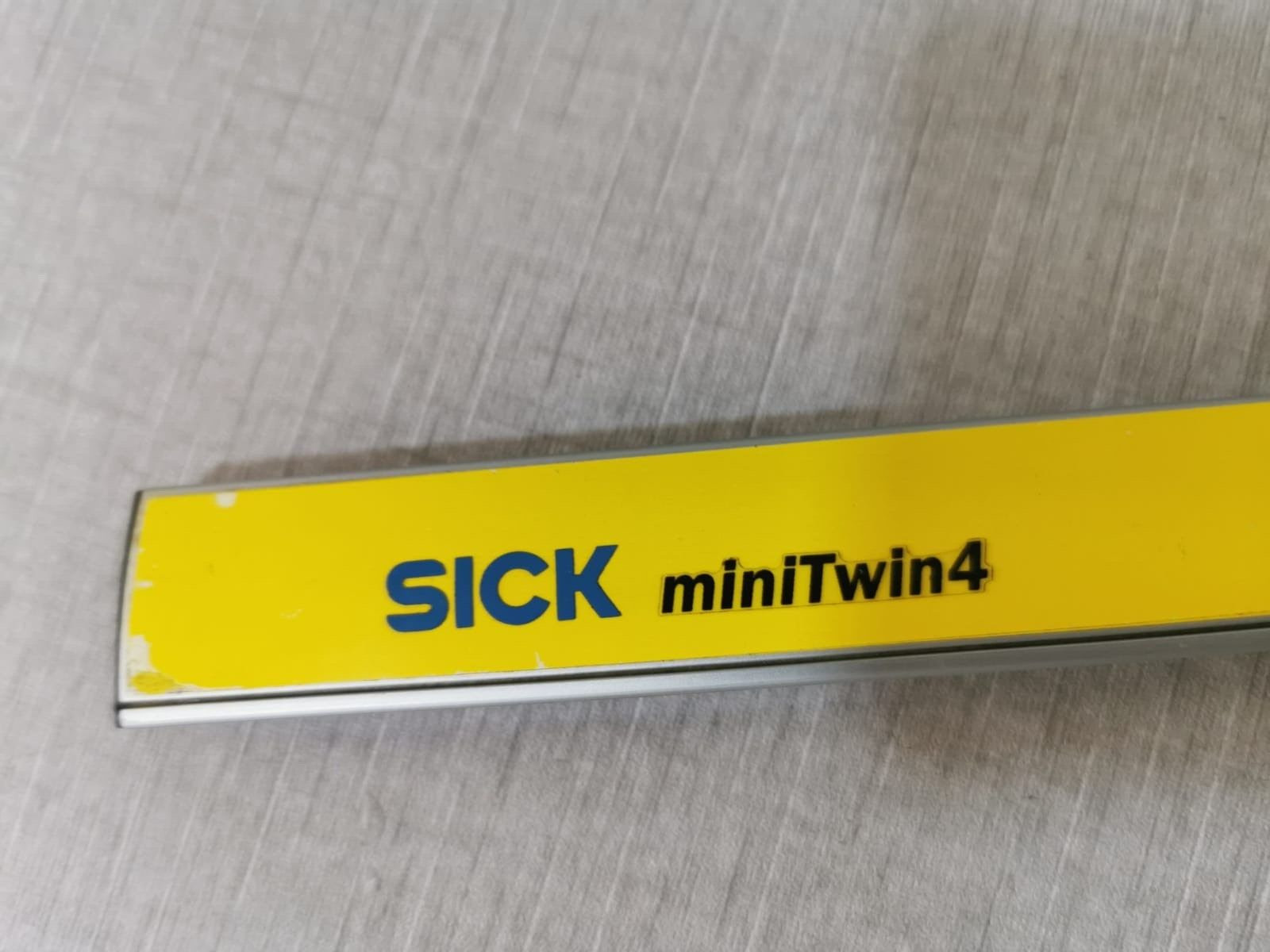 SICK miniTwin4 C4MT-12034ABB03FB0 Ident No. 1 207 169 Rev. 1