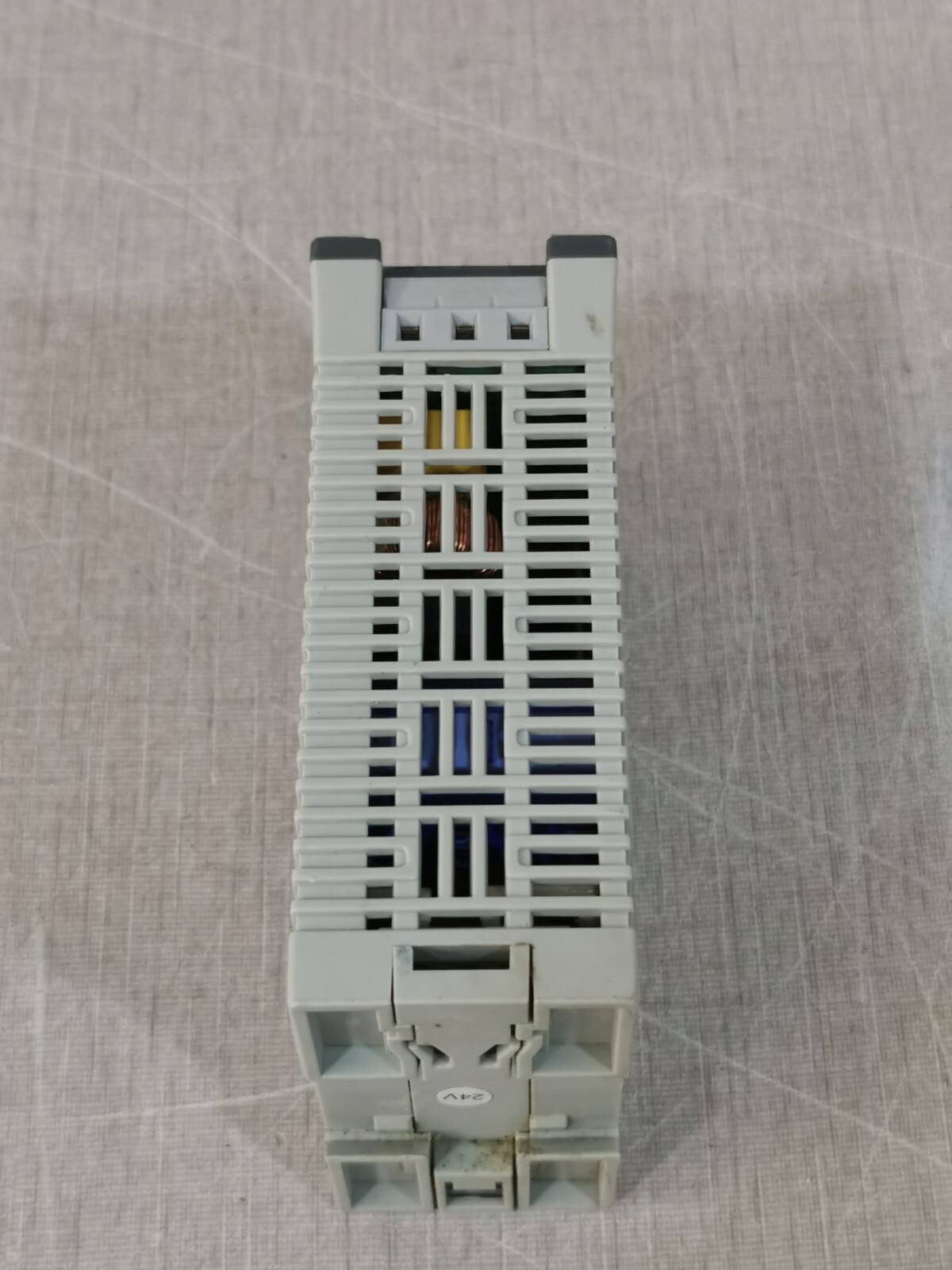 ABB CP-E 24/2.5 ABB CP-E 24/2.5 Switch Mode Power Supply 1SVR427032R0000 7