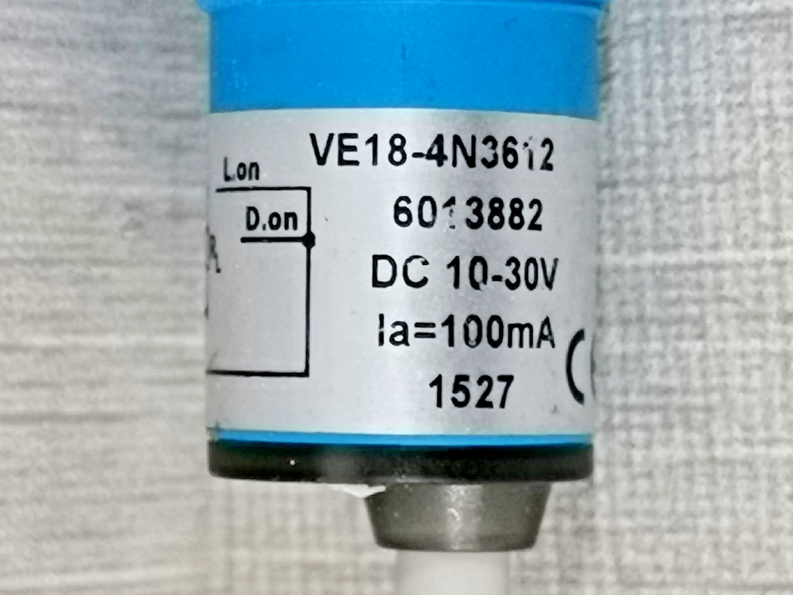 SICK VE18-4N3612 SICK VE18-4N3612 Through-beam photoelectric sensor 2