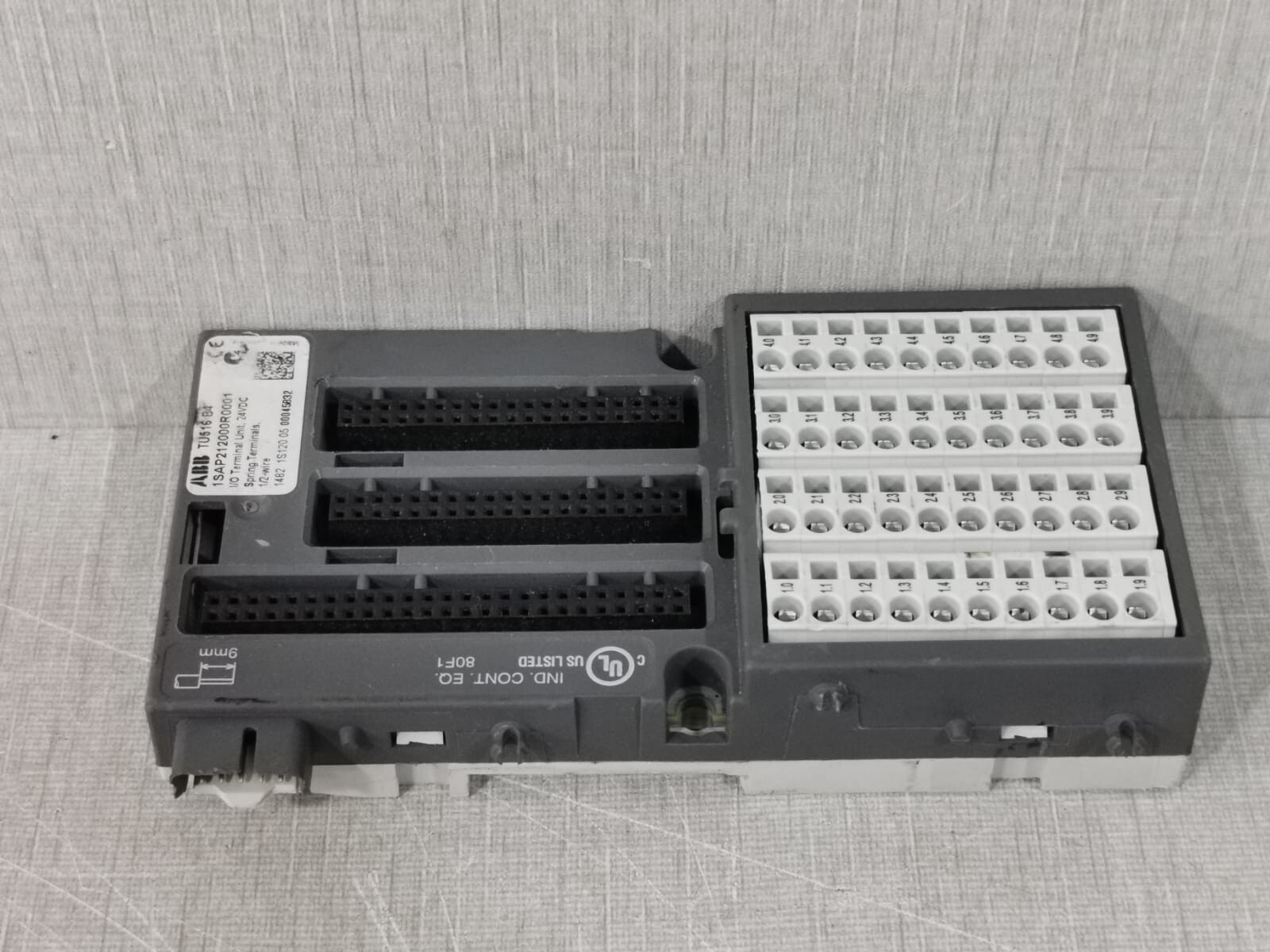 ABB 1SAP212000R0001 ABB TU516 B4 I/O Terminal Unit 1SAP212000R0001 24VDC 6