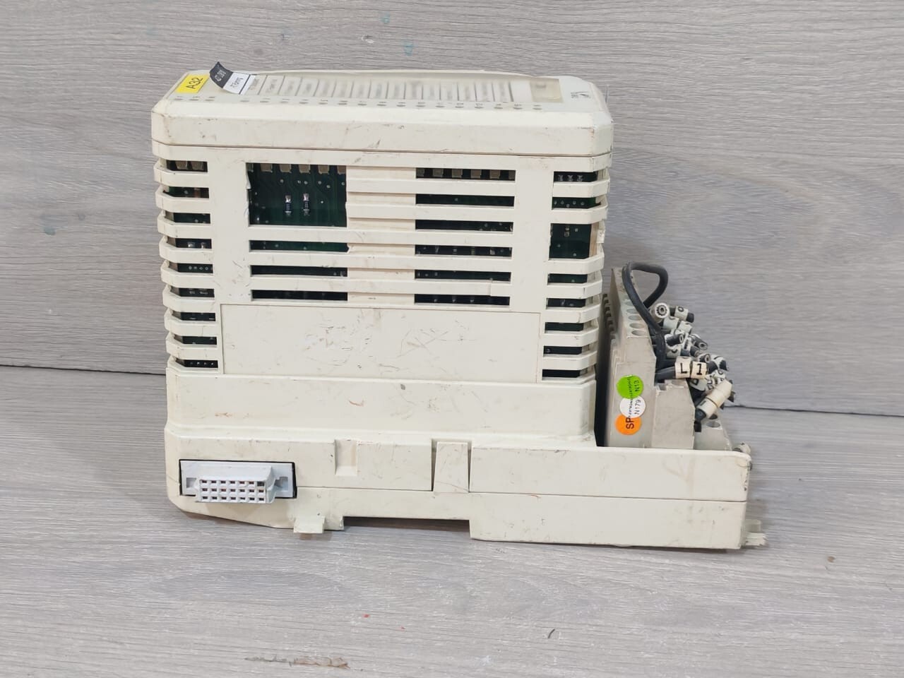 ABB 3BSE008508R1 PR:C & 3BSE008508R1 PR;F ABB DI810 3BSE008508R1 PR:C & 3BSE008508R1 PR;F DIGITAL INPUT MODULE 8