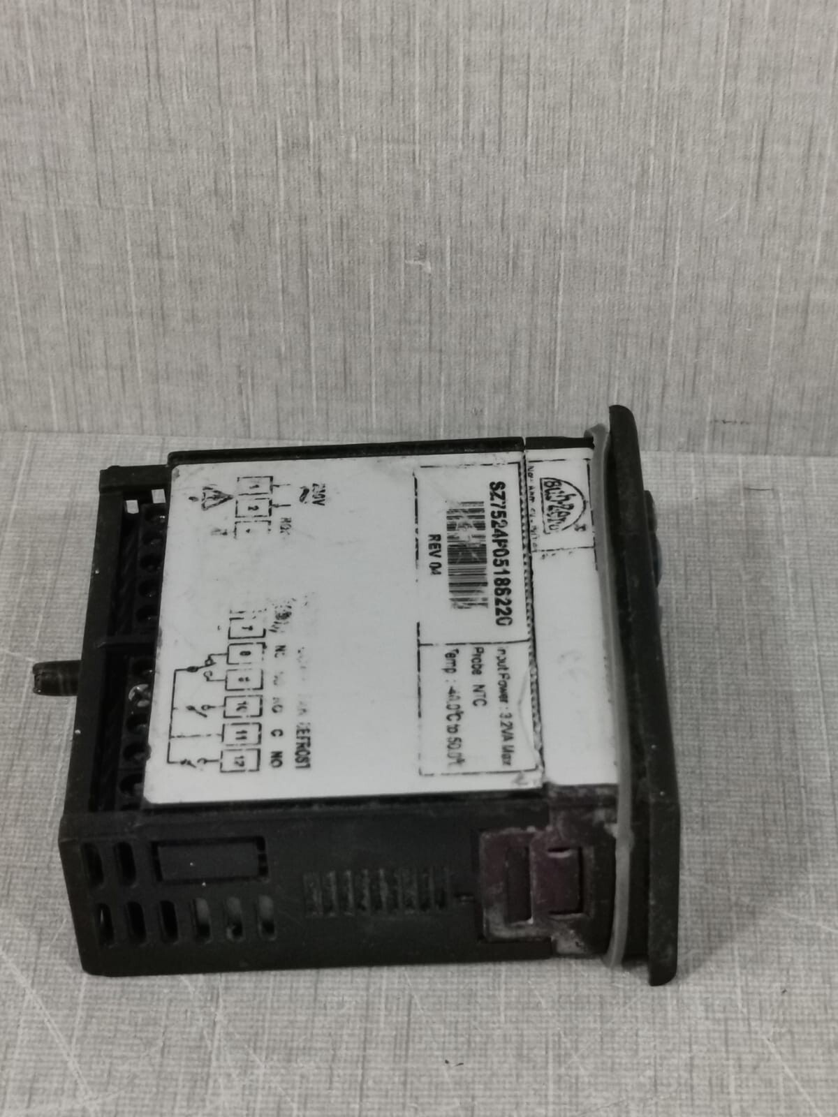 Sub-Zero SZ7524P05188220 Sub-Zero Sz-7524-p / SZ7524P05188220 On-Off Freezer Controller 2