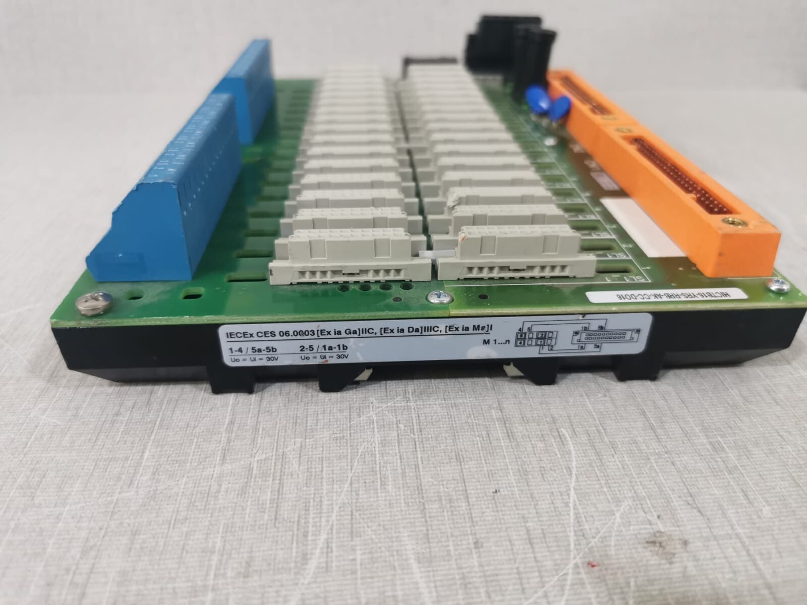 Pepperl+Fuchs HICTB16-YRS-RRB-AK-CC-DO16 Pepperl+Fuchs Termination Board HiCTB16-YRS-RRB-AK-CC-DO16 4