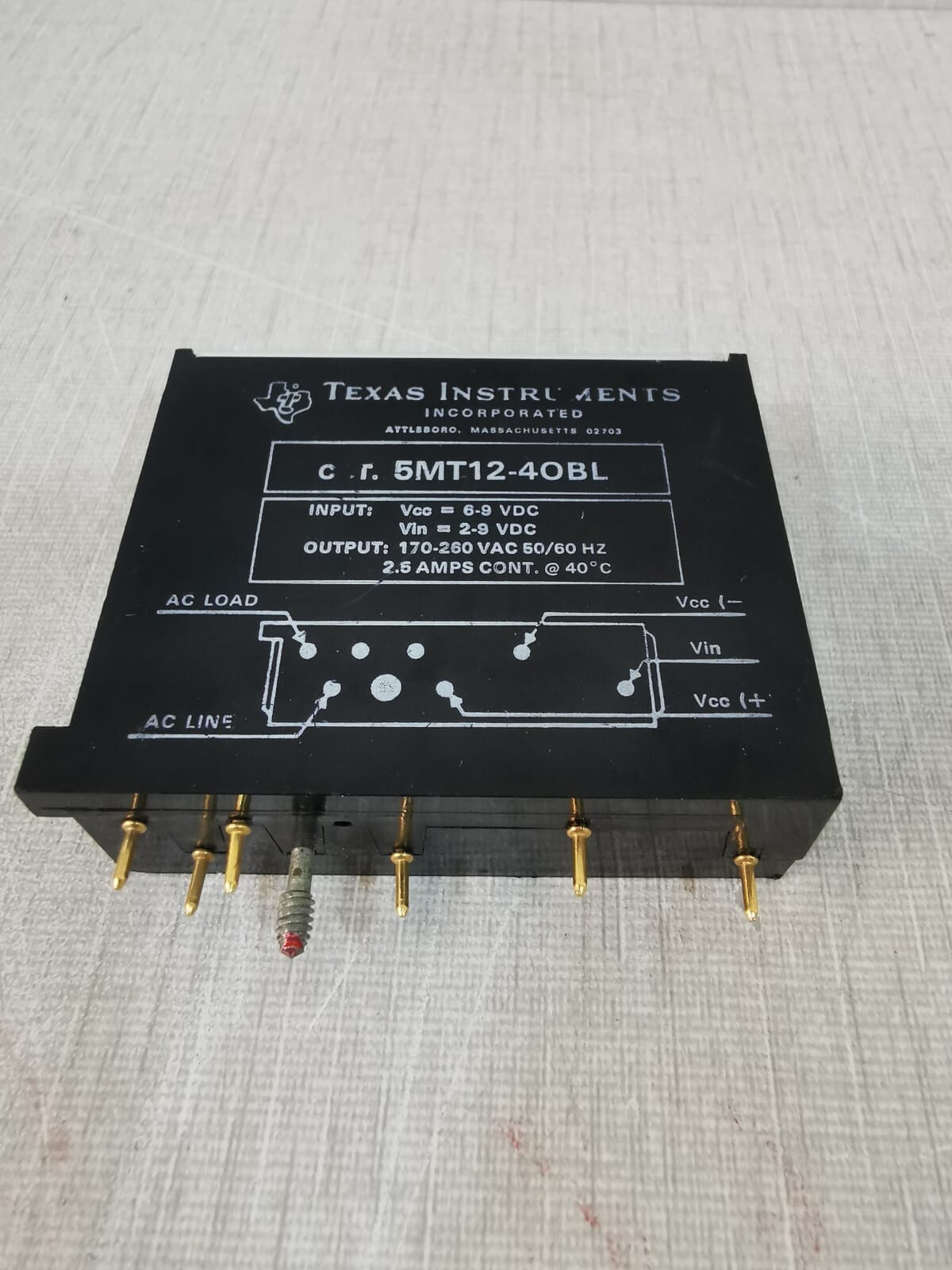 Texas Instruments 5MT12-40BL 5MT12-40BL Texas Instruments CAT Output Module 170-260VAC 3