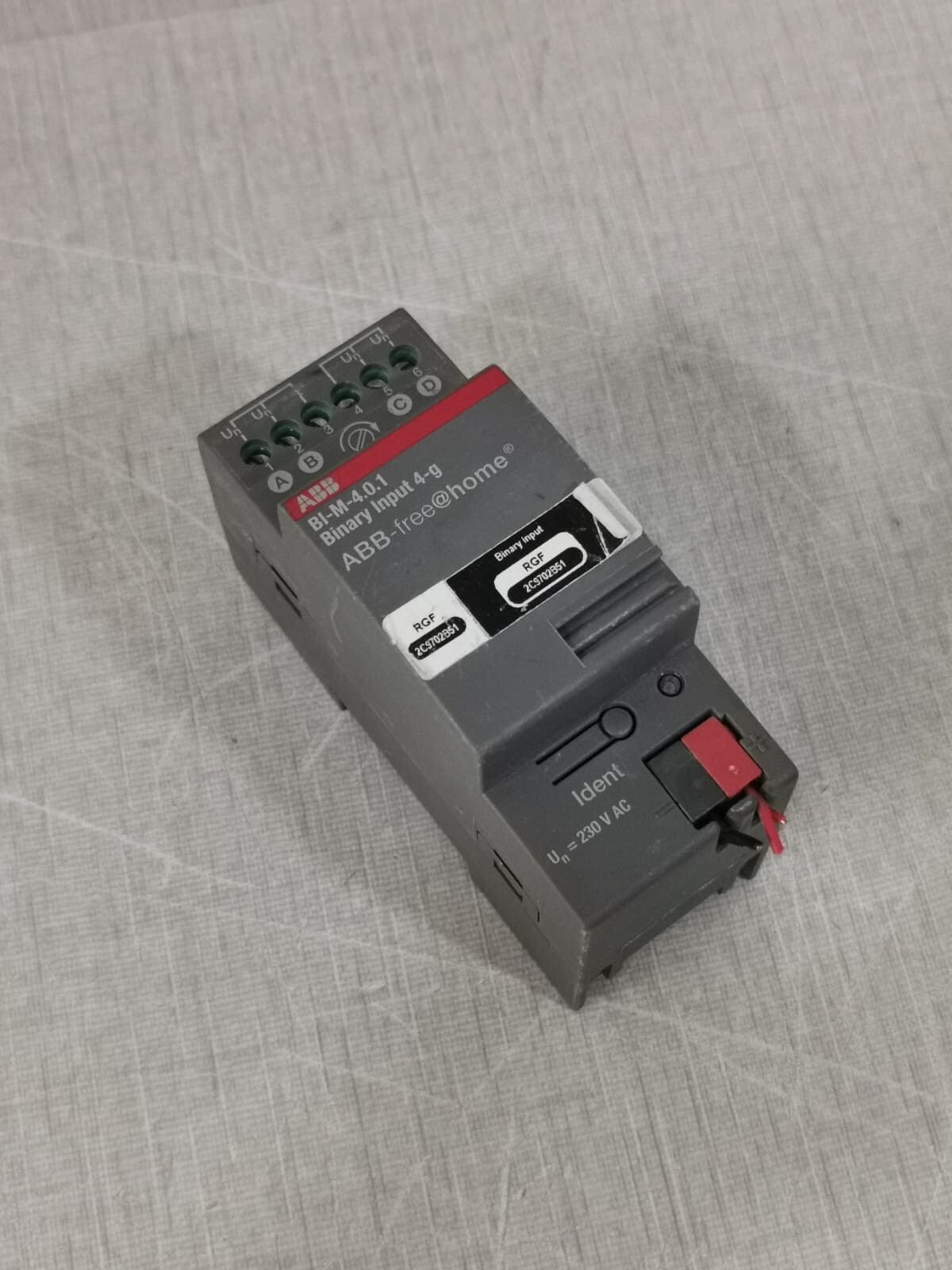 ABB BI-M-4.0.1 ABB BI-M-4.0.1 Bnary Input 4-g 2CDG510004R0011 5