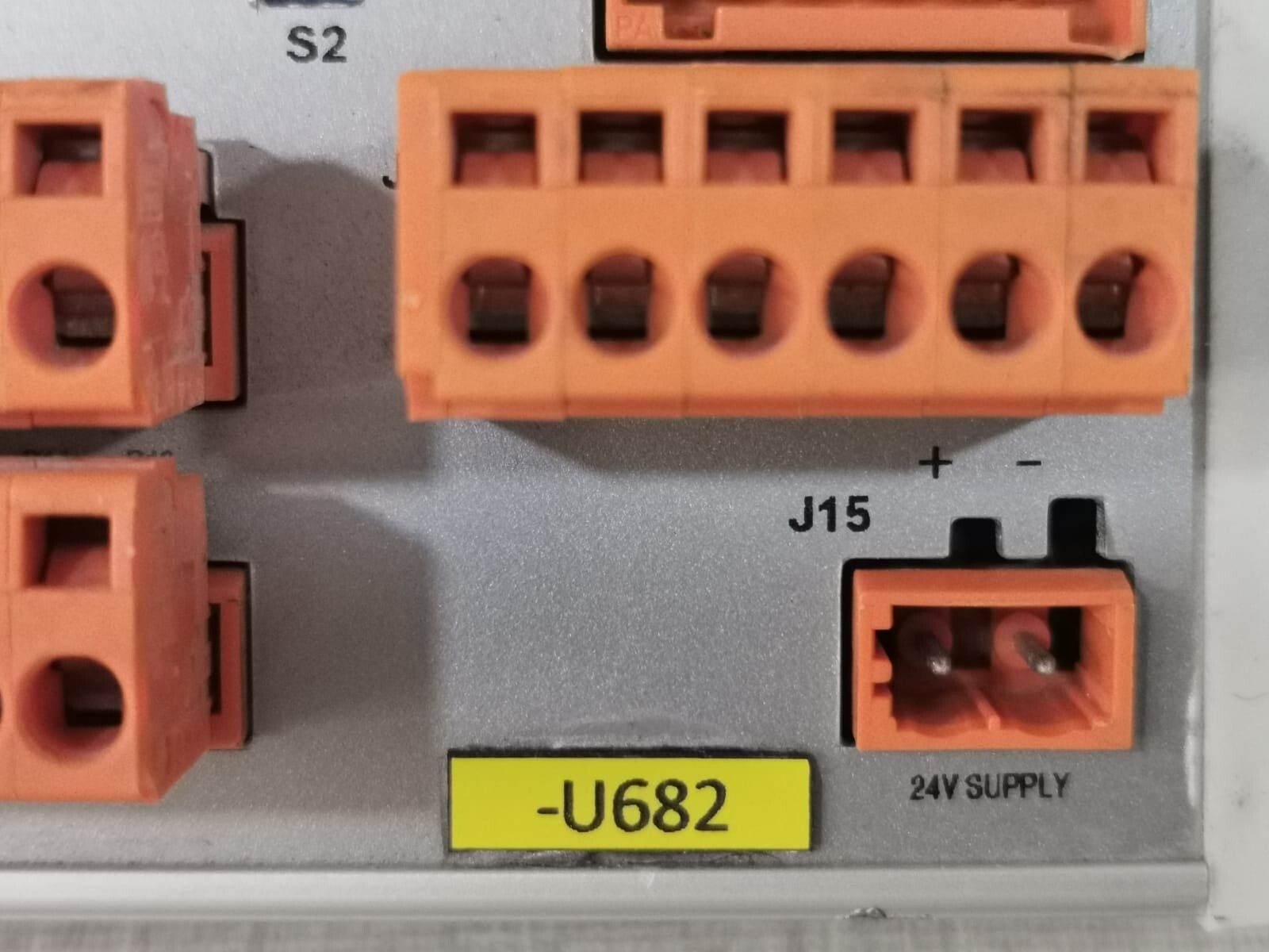 aka AKA-2536 AKA-2536 HW V100R03 REV 3 2