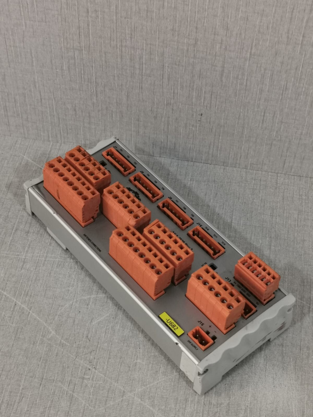 aka AKA-2536 AKA-2536 HW V100R03 REV 3 6