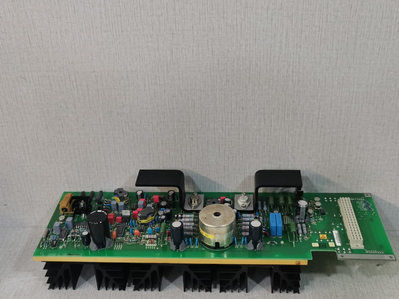 ABB HENF209556R0002 ABB HENF209556R0002 INFOCOM AG /HENF436862P2 5