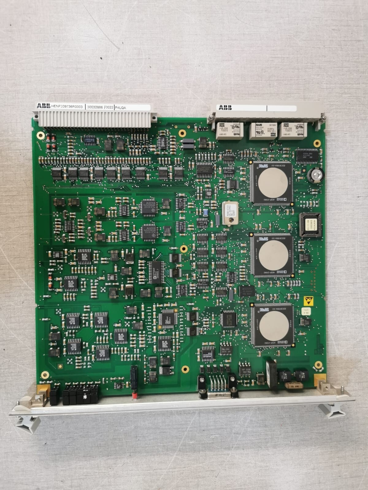 ABB HENF209736R0003 ABB DSP P4LQ Control card HENF209736R0003 / HENF436961P106 2