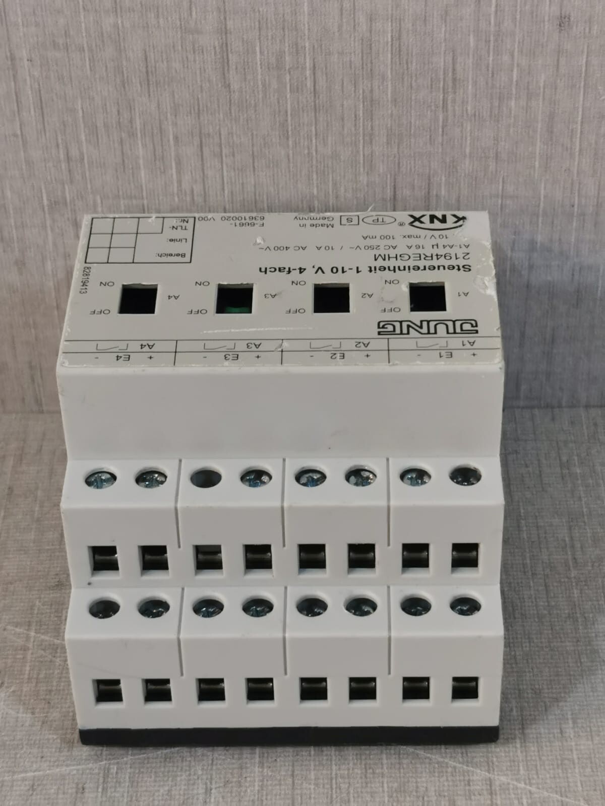 Jung JUNG-2194 Jung 2194 REG KNX EIB Steuereinheit 1-10 V 4-fach 2194 6